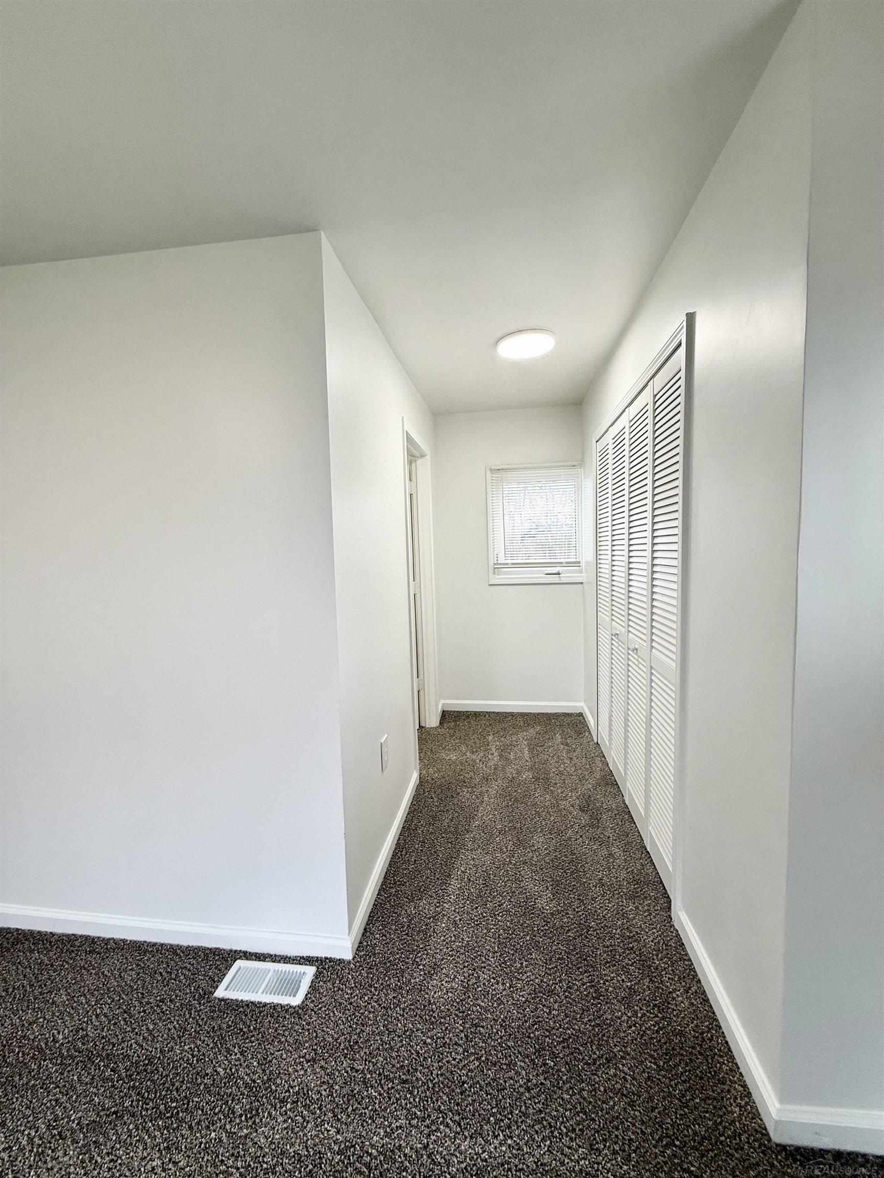 261 N Saginaw Street, Pontiac, MI, 48342