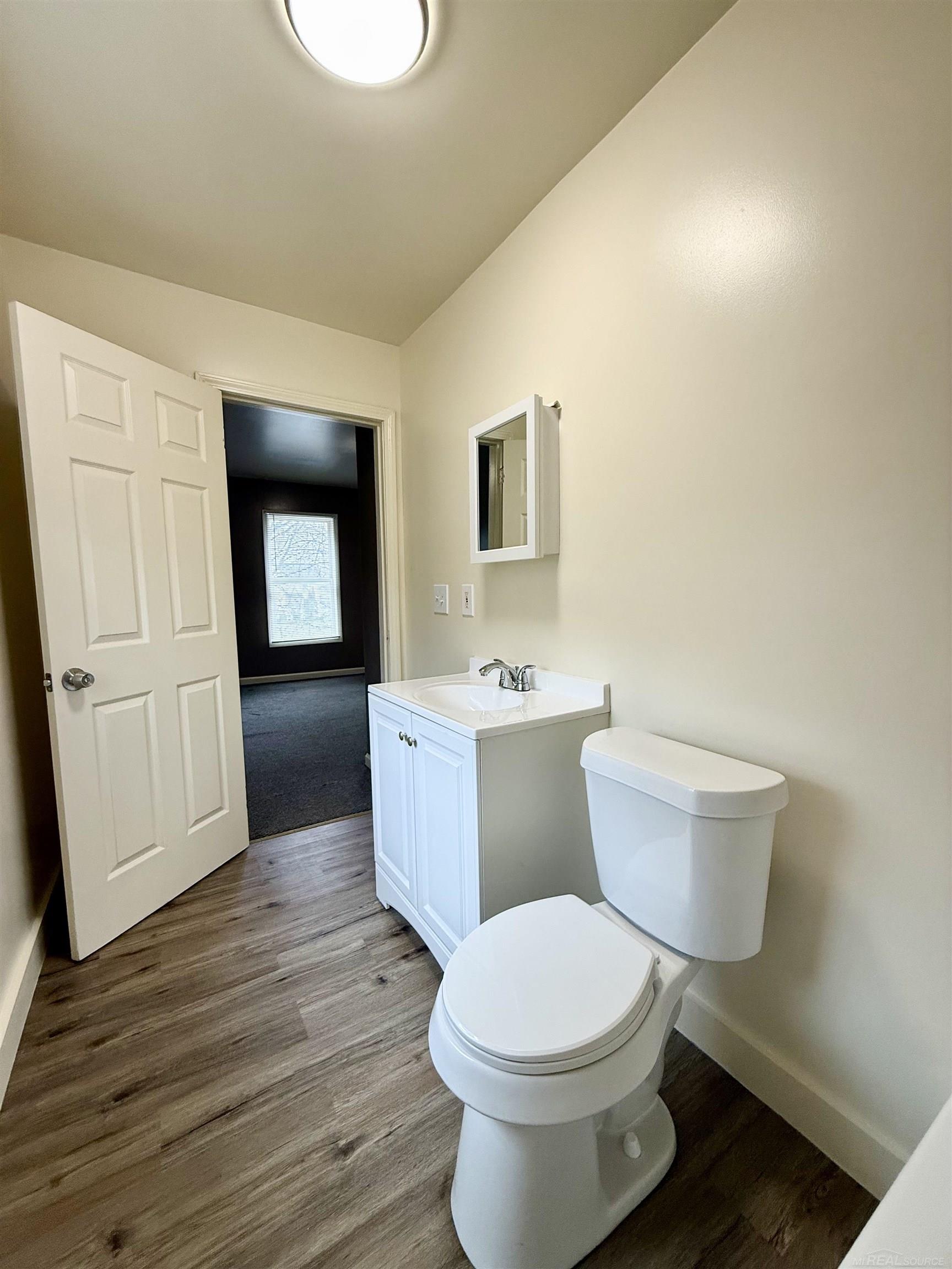 261 N Saginaw Street, Pontiac, MI, 48342