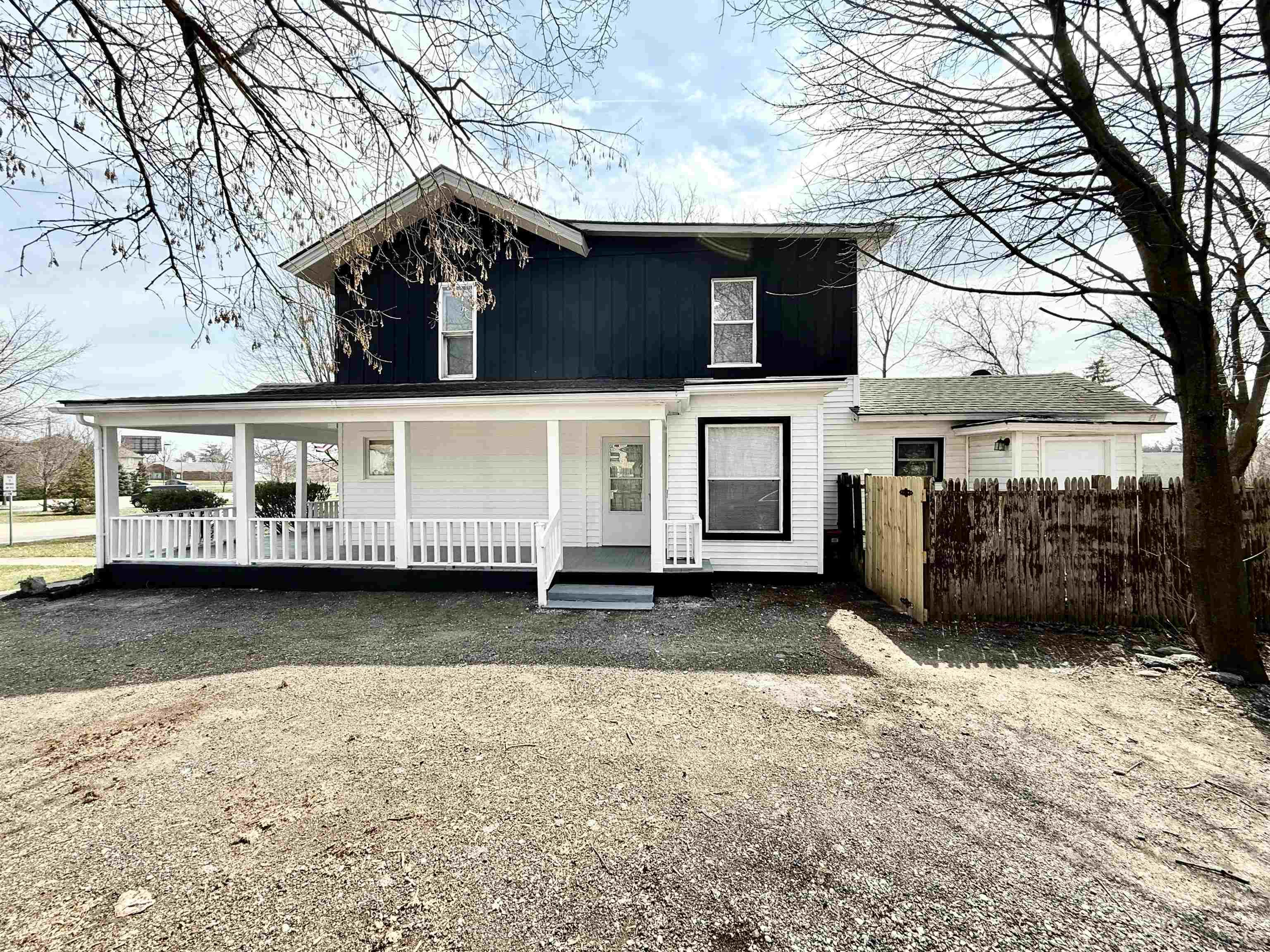 261 N Saginaw Street, Pontiac, MI, 48342