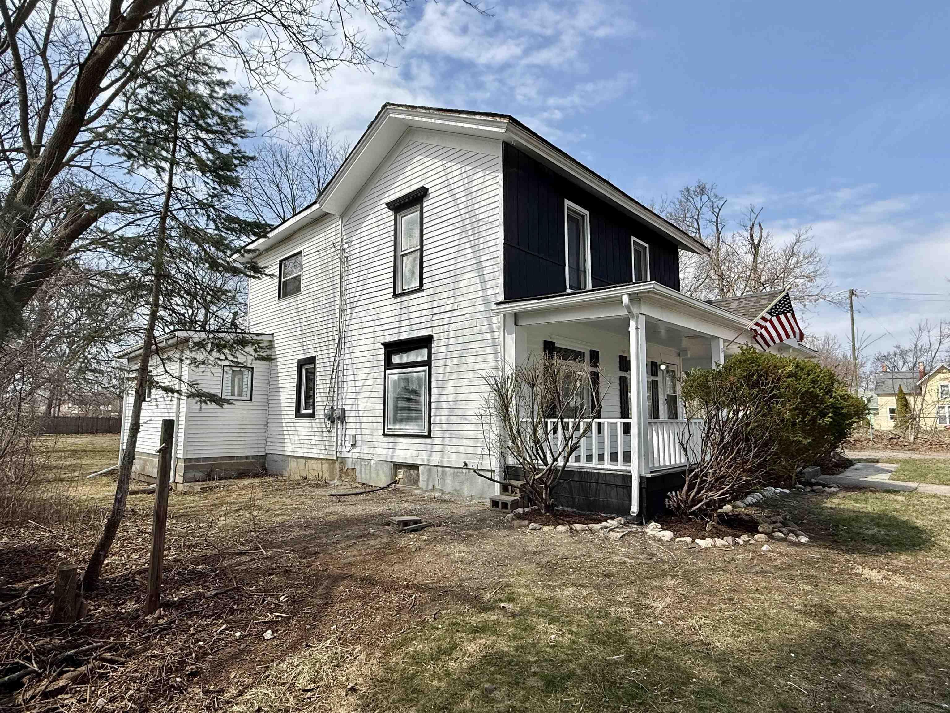 261 N Saginaw Street, Pontiac, MI, 48342