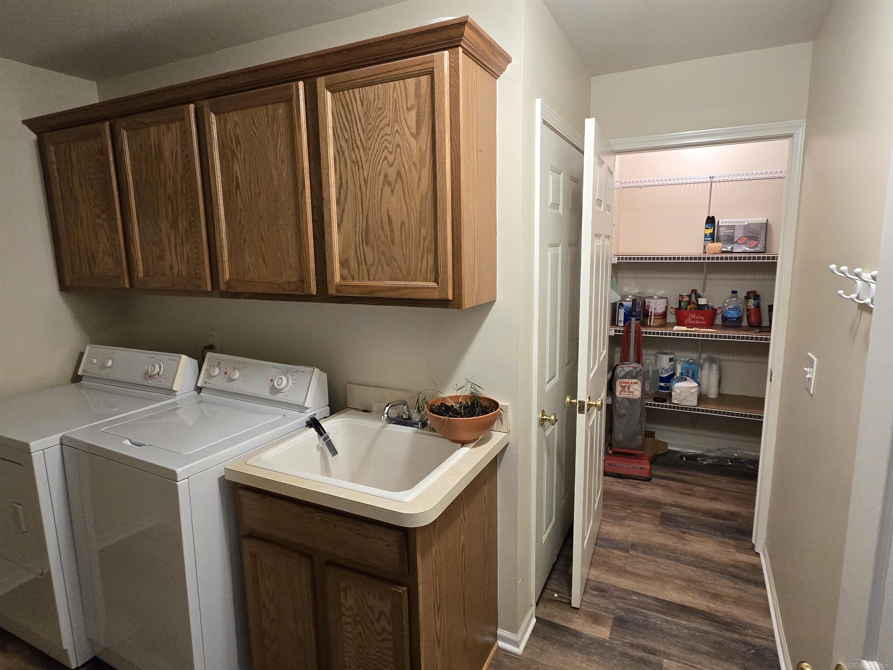 41088 Greenspire Street, Clinton Township, MI, 48038