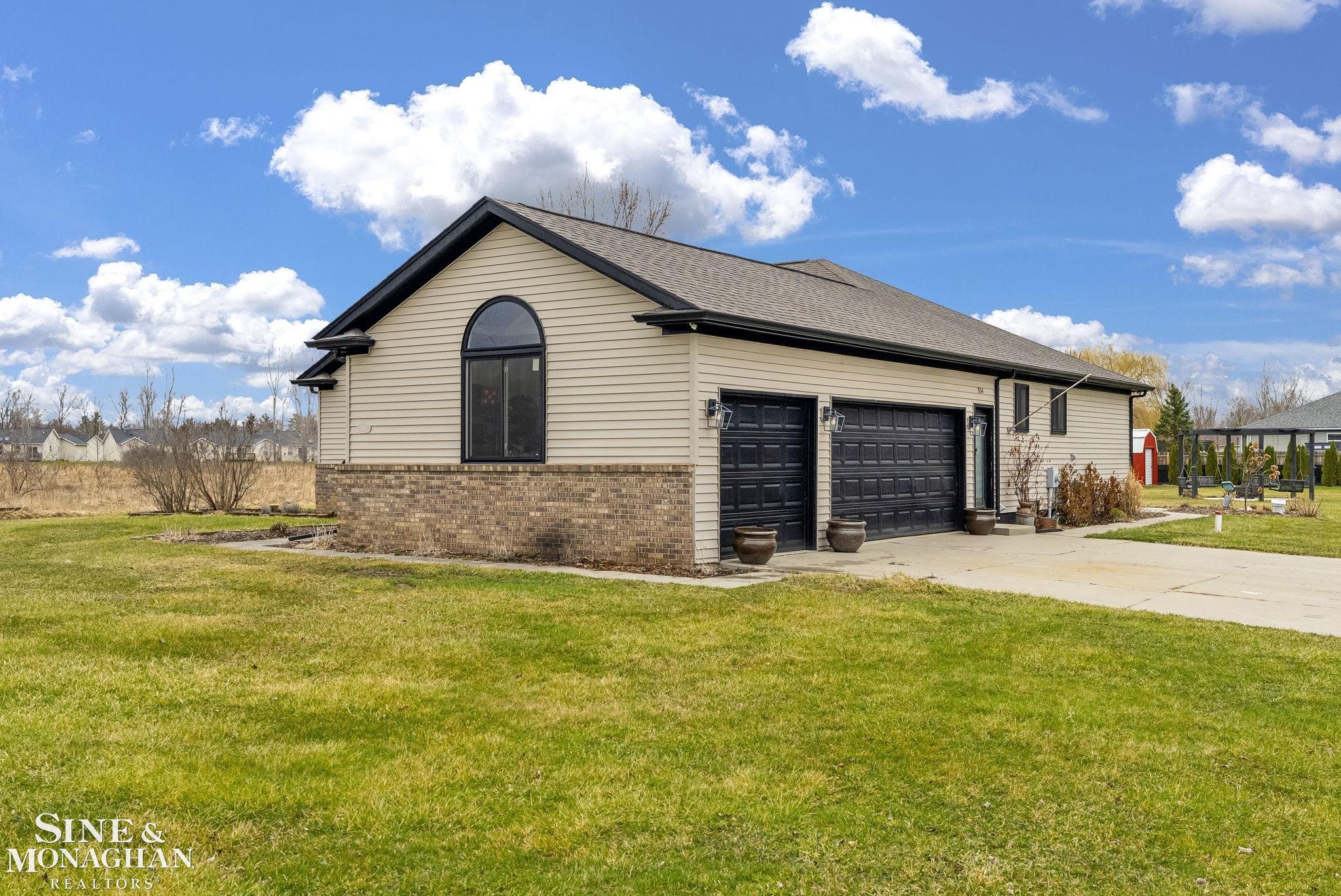 354 Pheasant Drive, Capac, MI, 48014