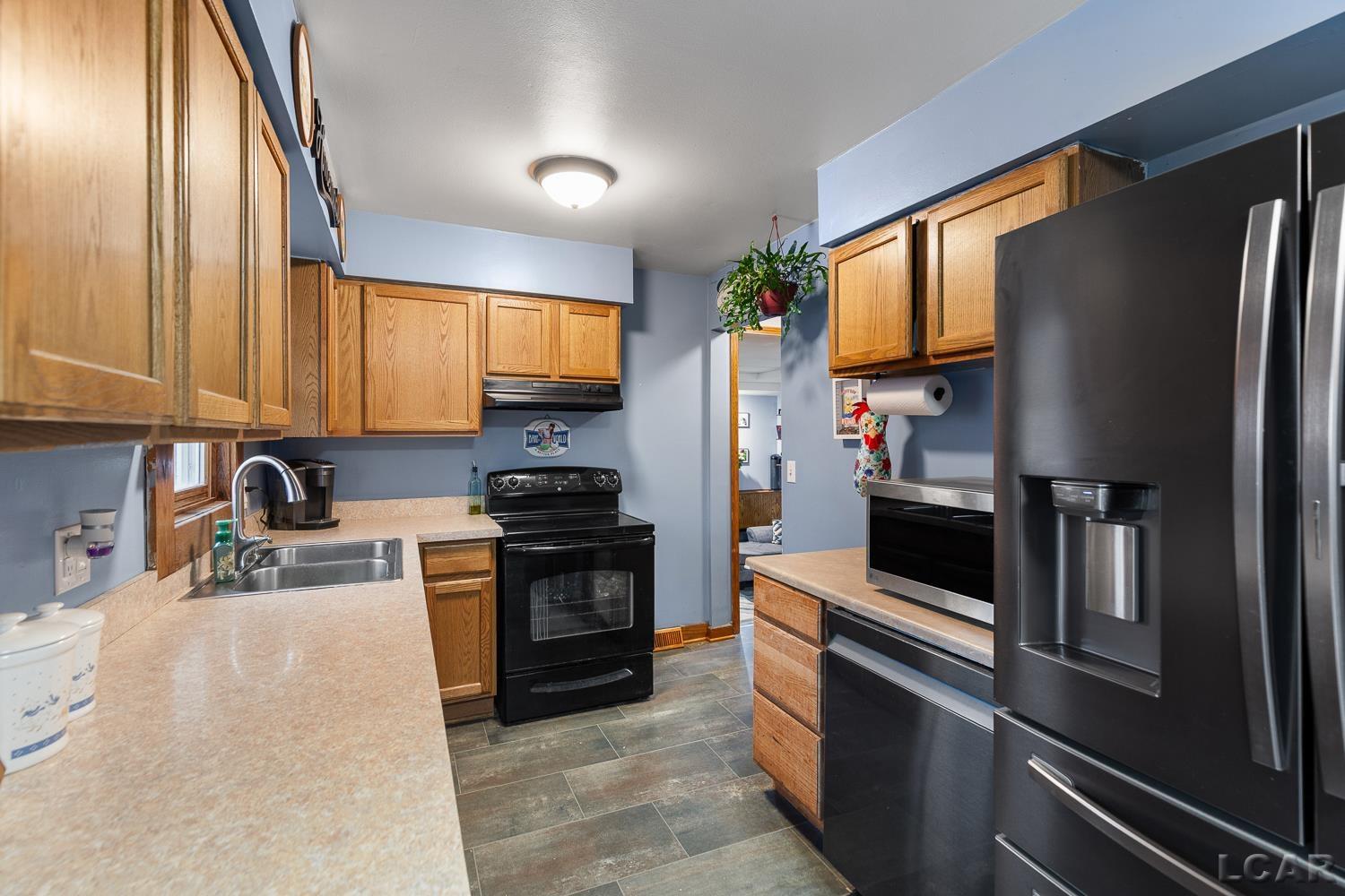 2650 Sutton Road, Adrian, MI, 49221