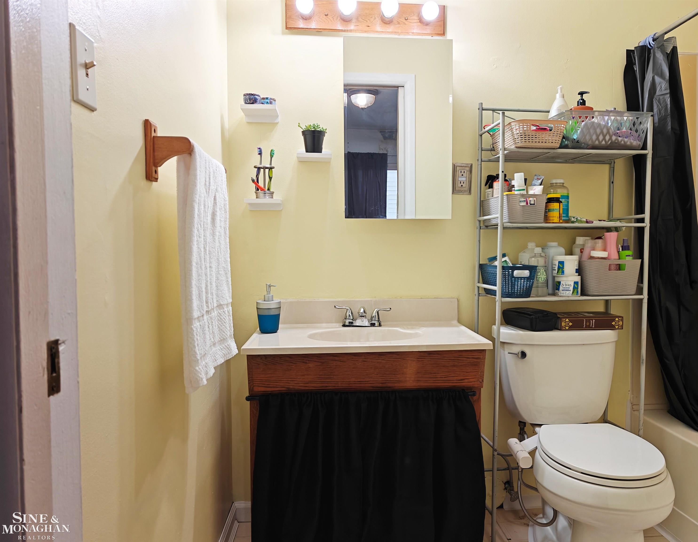 28300 Roy Boulevard, Saint Clair Shores, MI, 48081