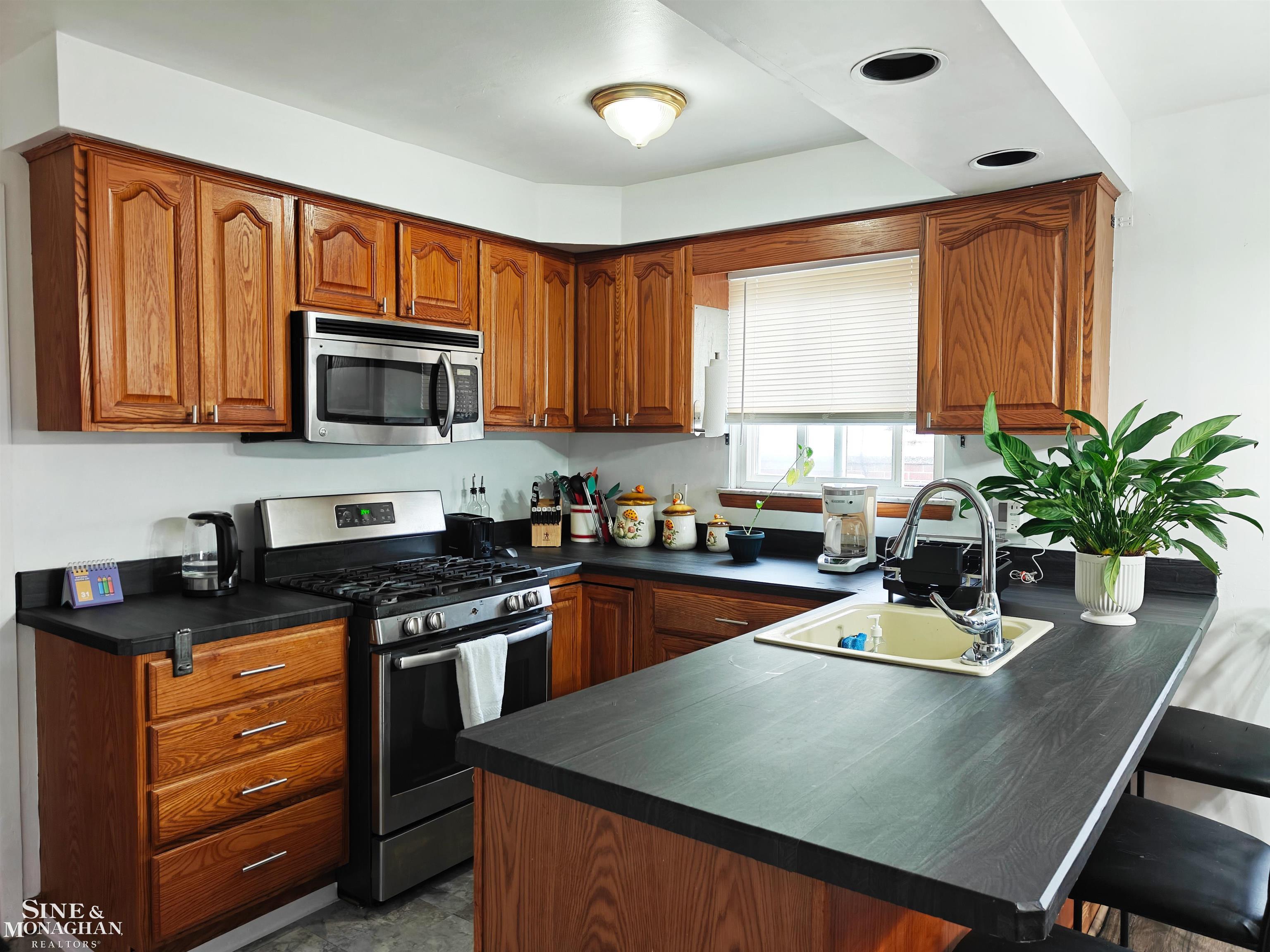 28300 Roy Boulevard, Saint Clair Shores, MI, 48081