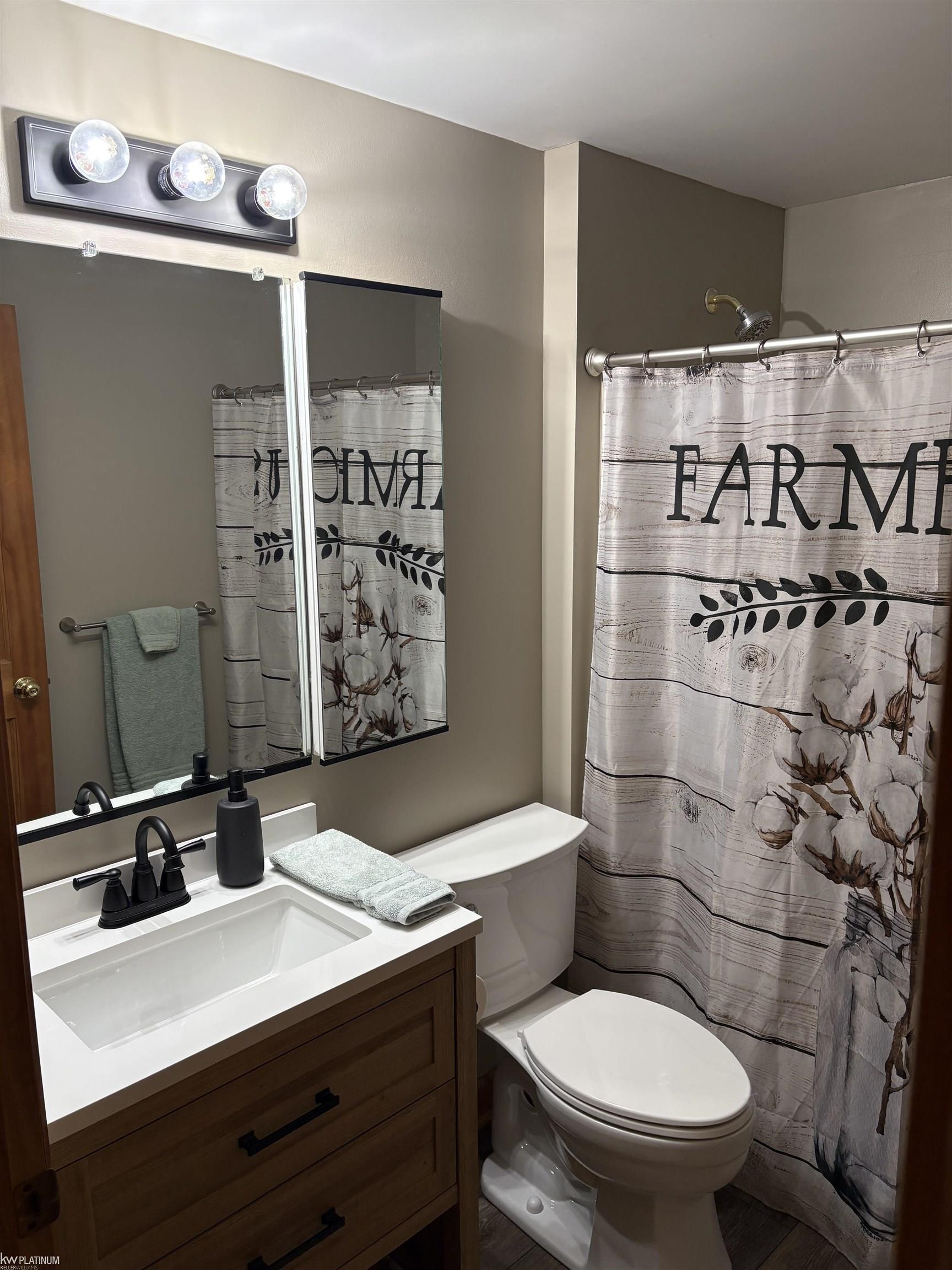 5575 River Ridge Trail, Clyde, MI, 48049