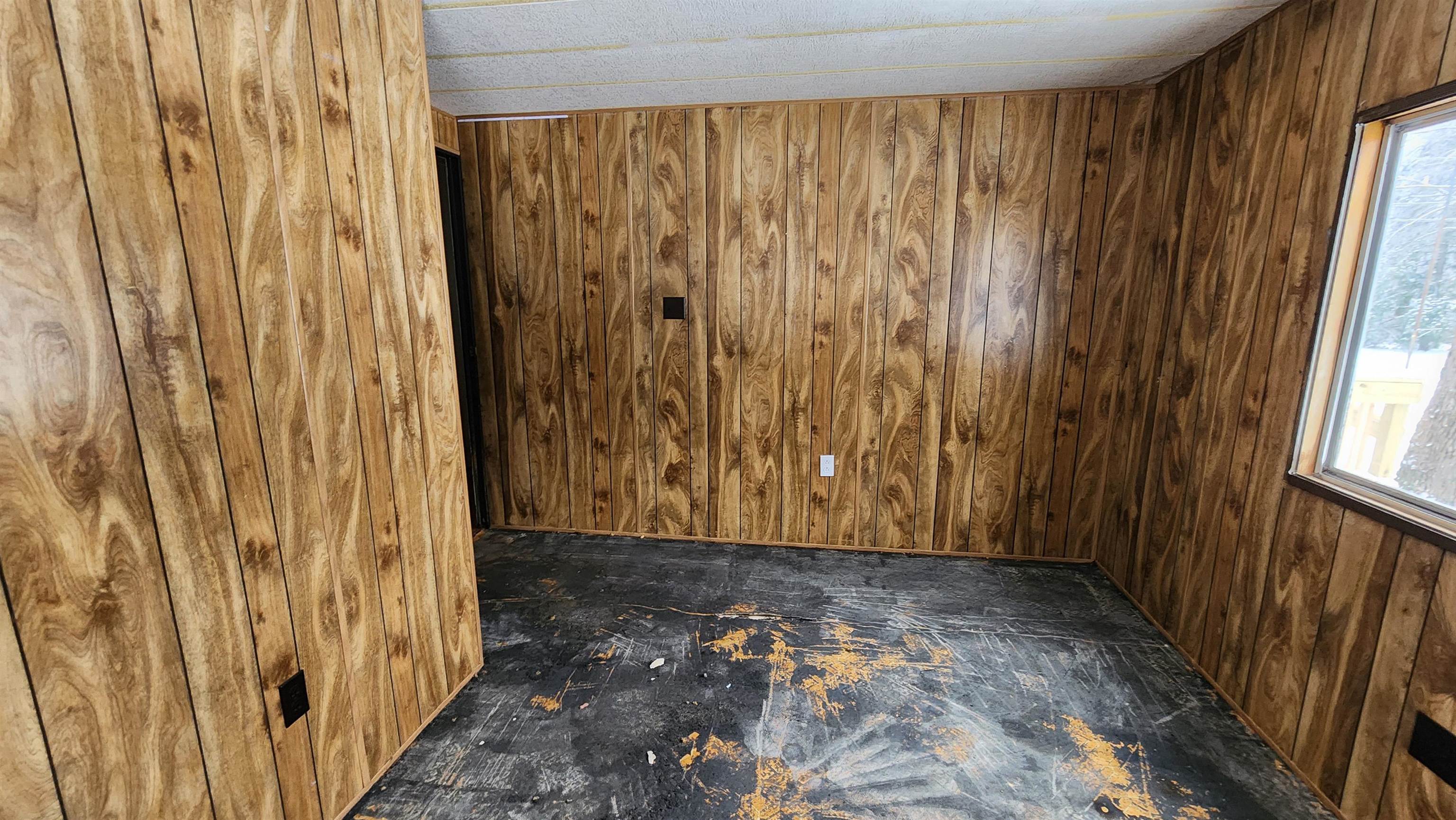 137 Forest Park Court, Prudenville, MI, 48651