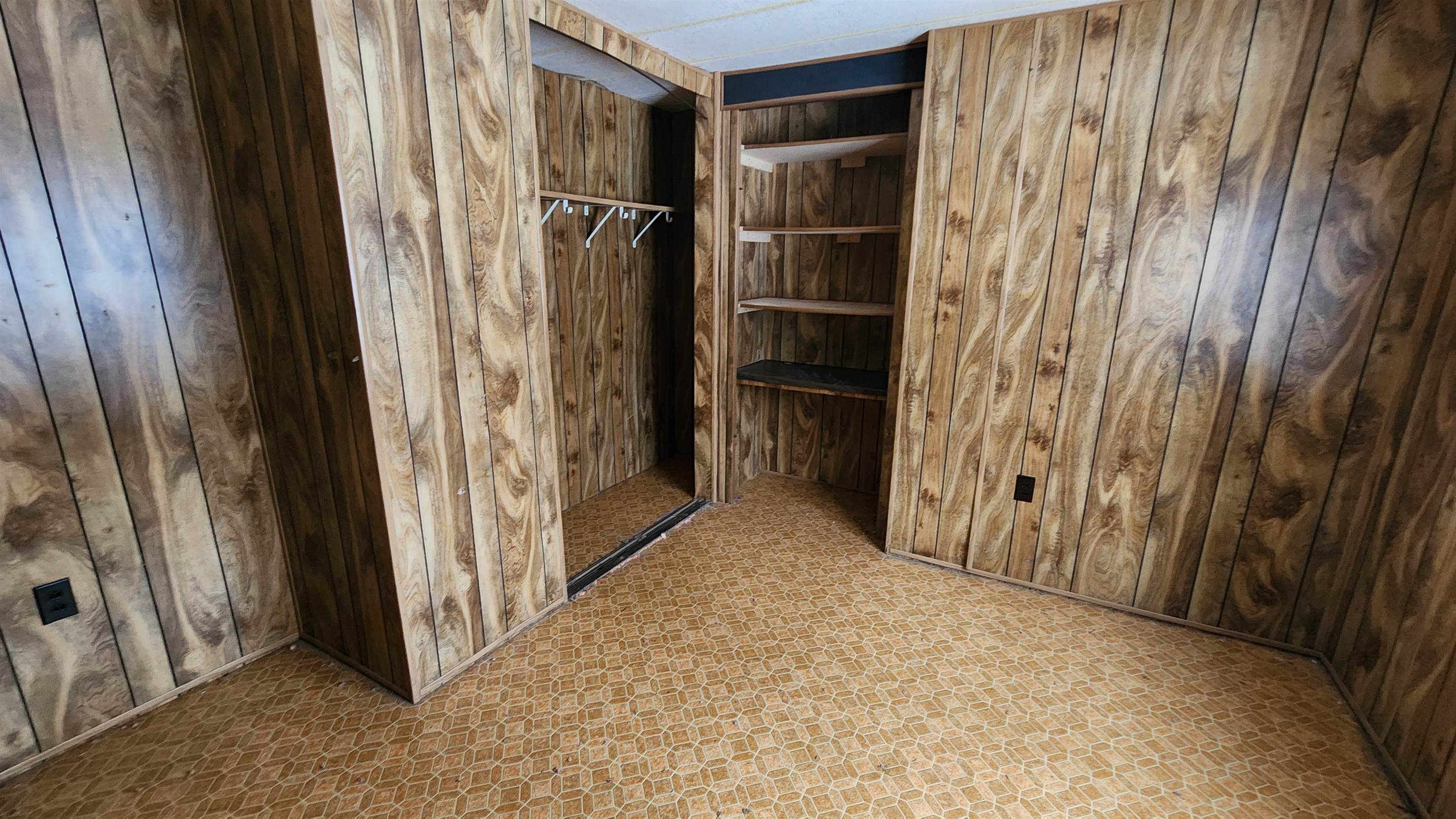 137 Forest Park Court, Prudenville, MI, 48651