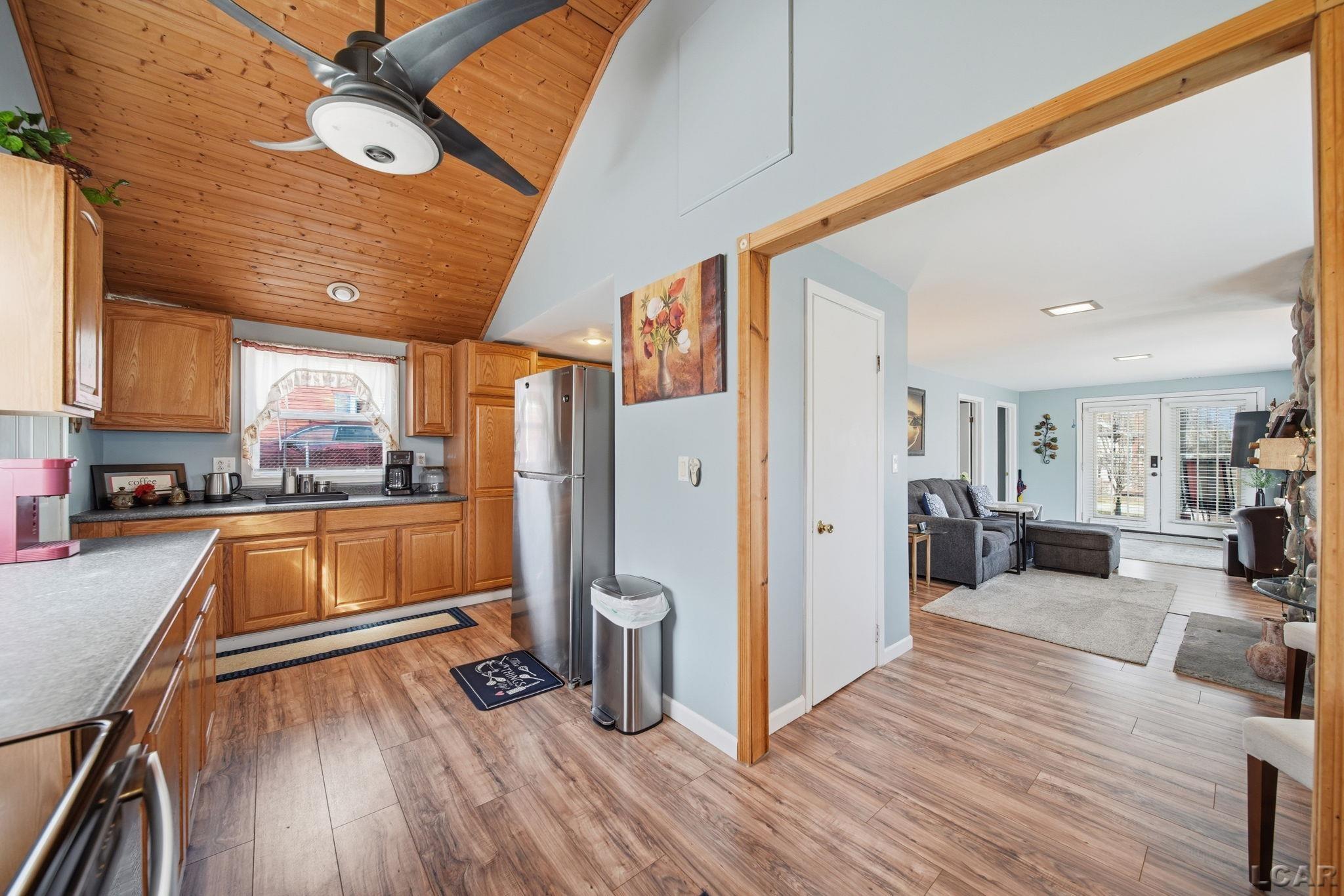 151 N Lakeview Boulevard, Manitou Beach, MI, 49253