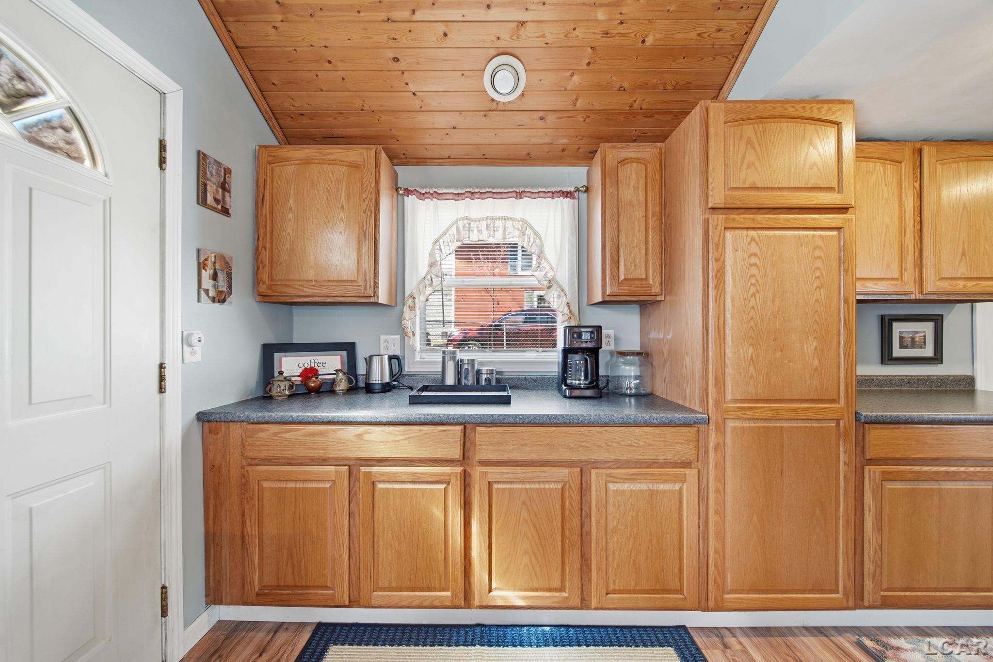 151 N Lakeview Boulevard, Manitou Beach, MI, 49253