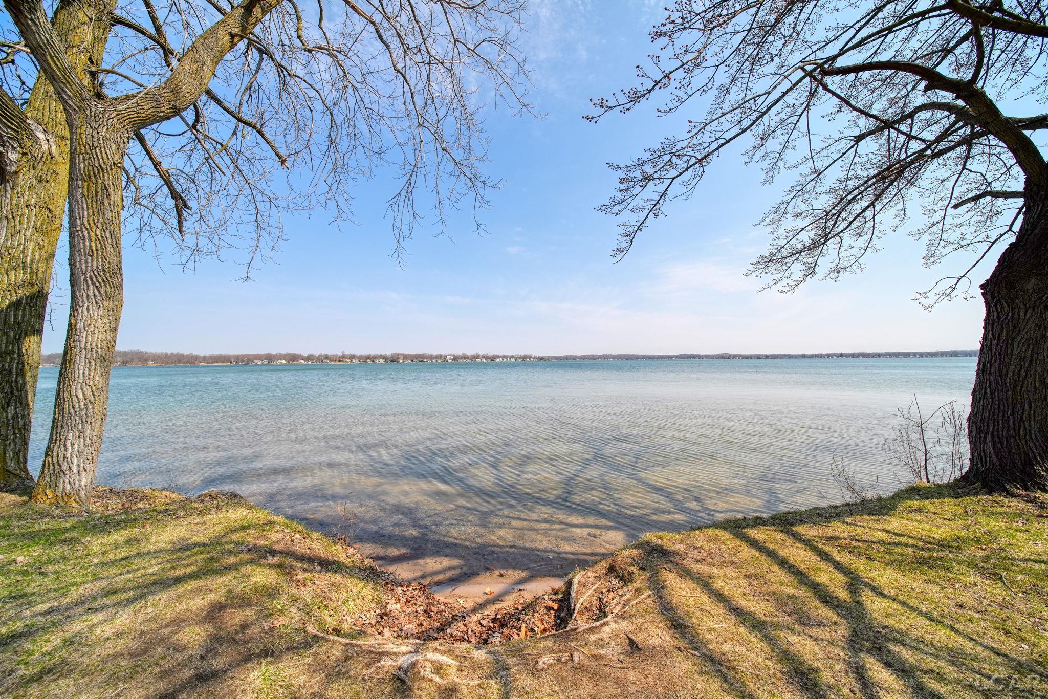 151 N Lakeview Boulevard, Manitou Beach, MI, 49253