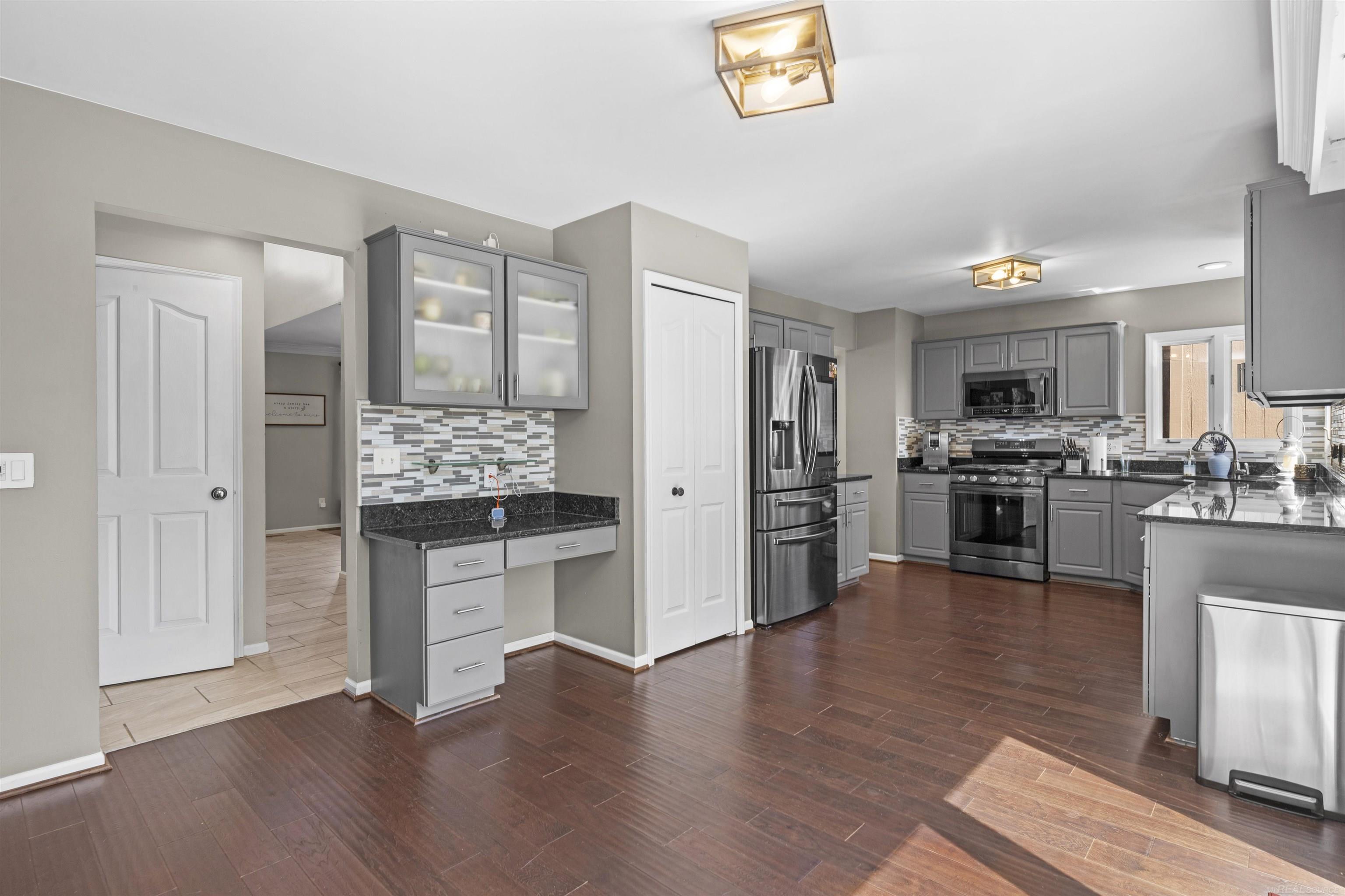 6566 Berkshire Drive, Washington, MI, 48094