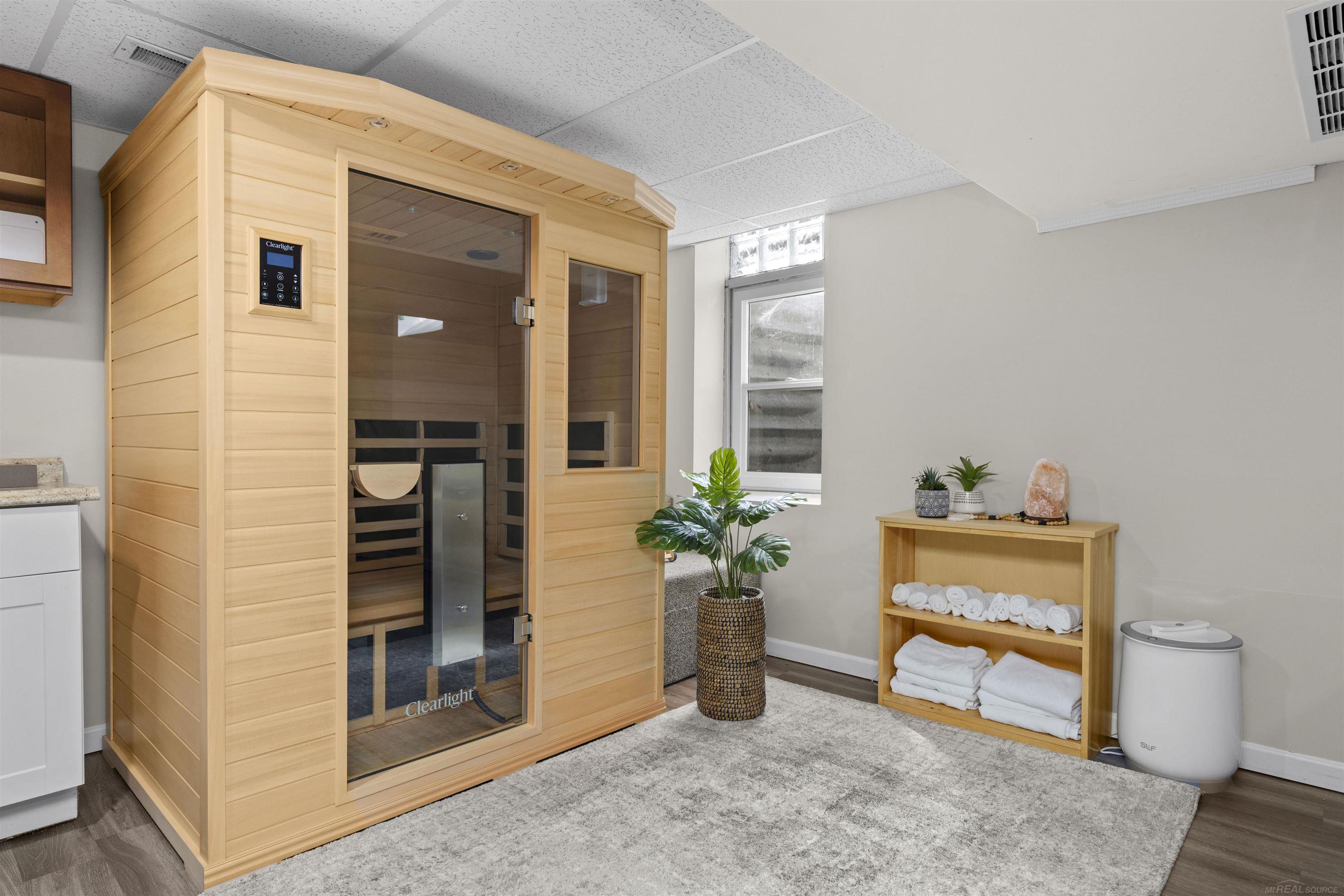 6566 Berkshire Drive, Washington, MI, 48094