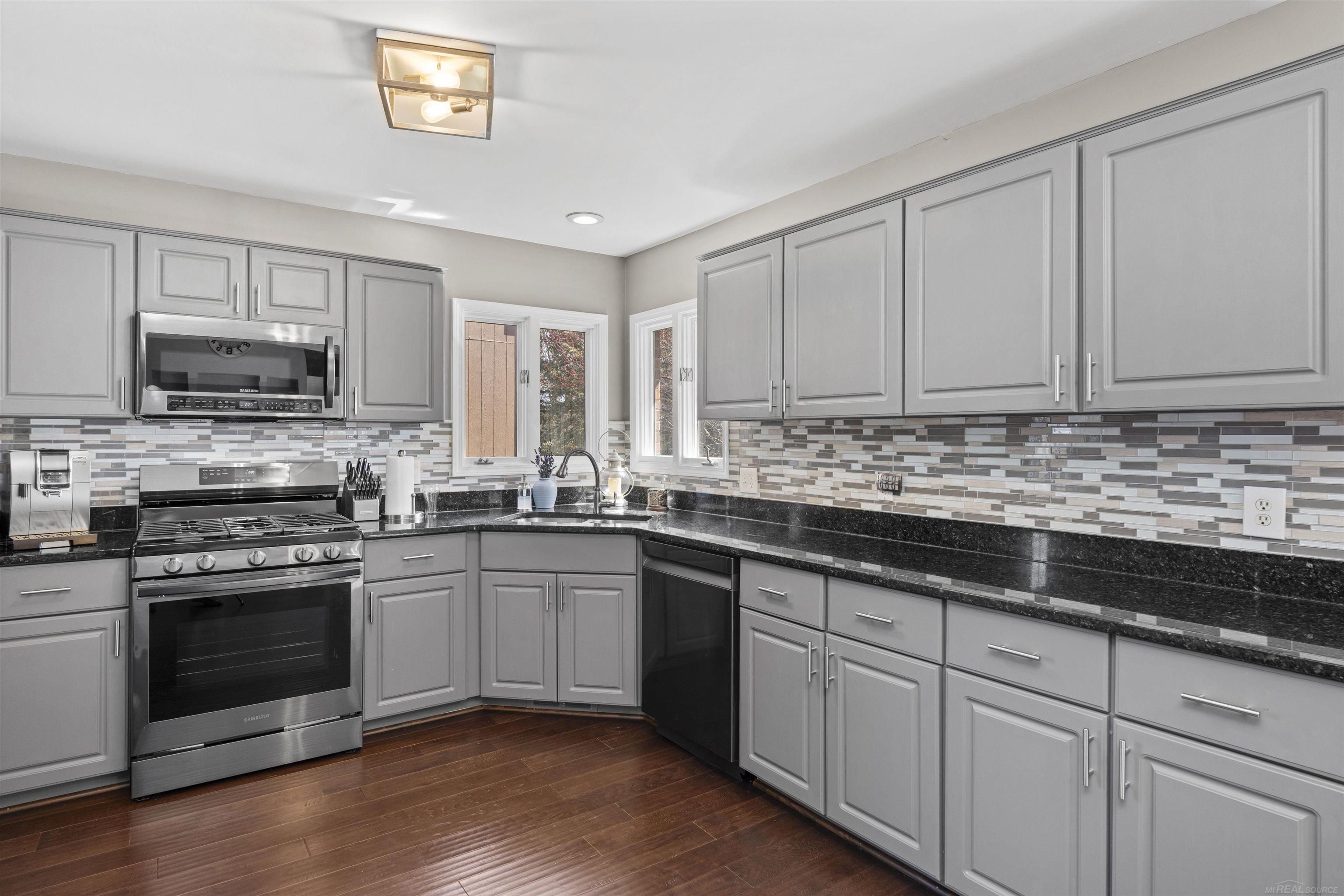 6566 Berkshire Drive, Washington, MI, 48094