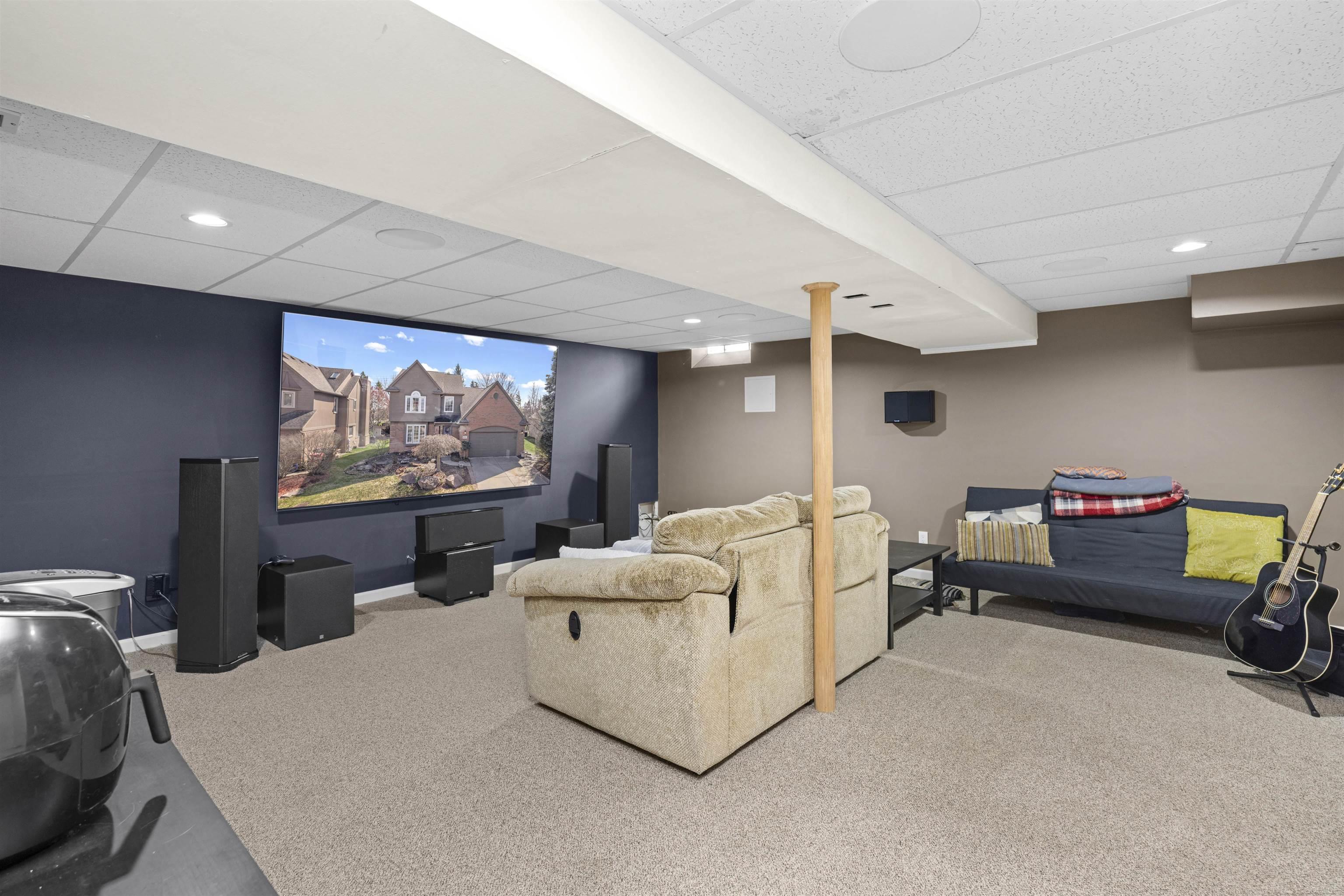 6566 Berkshire Drive, Washington, MI, 48094