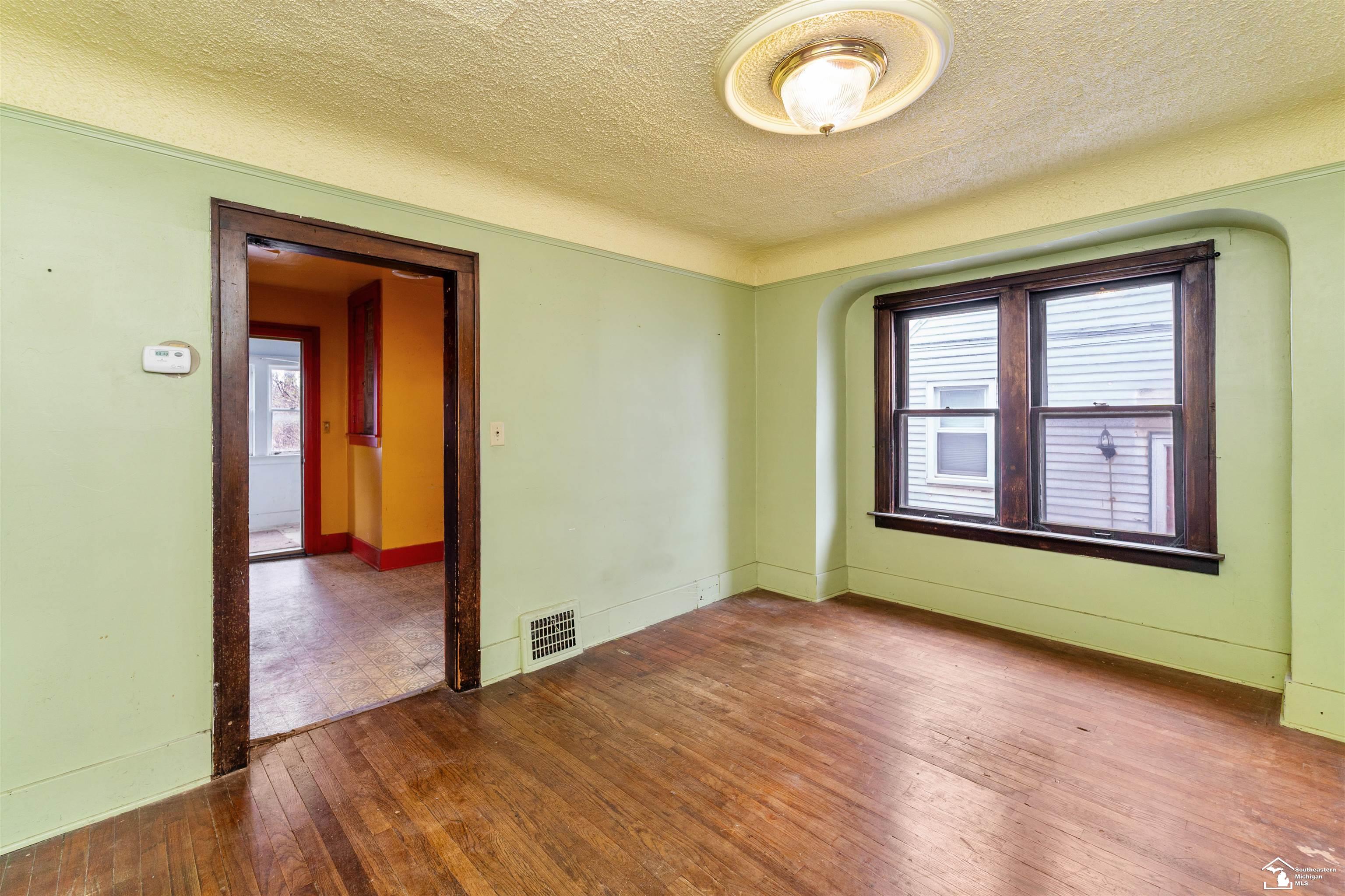 17640 Wood Street, Melvindale, MI, 48122