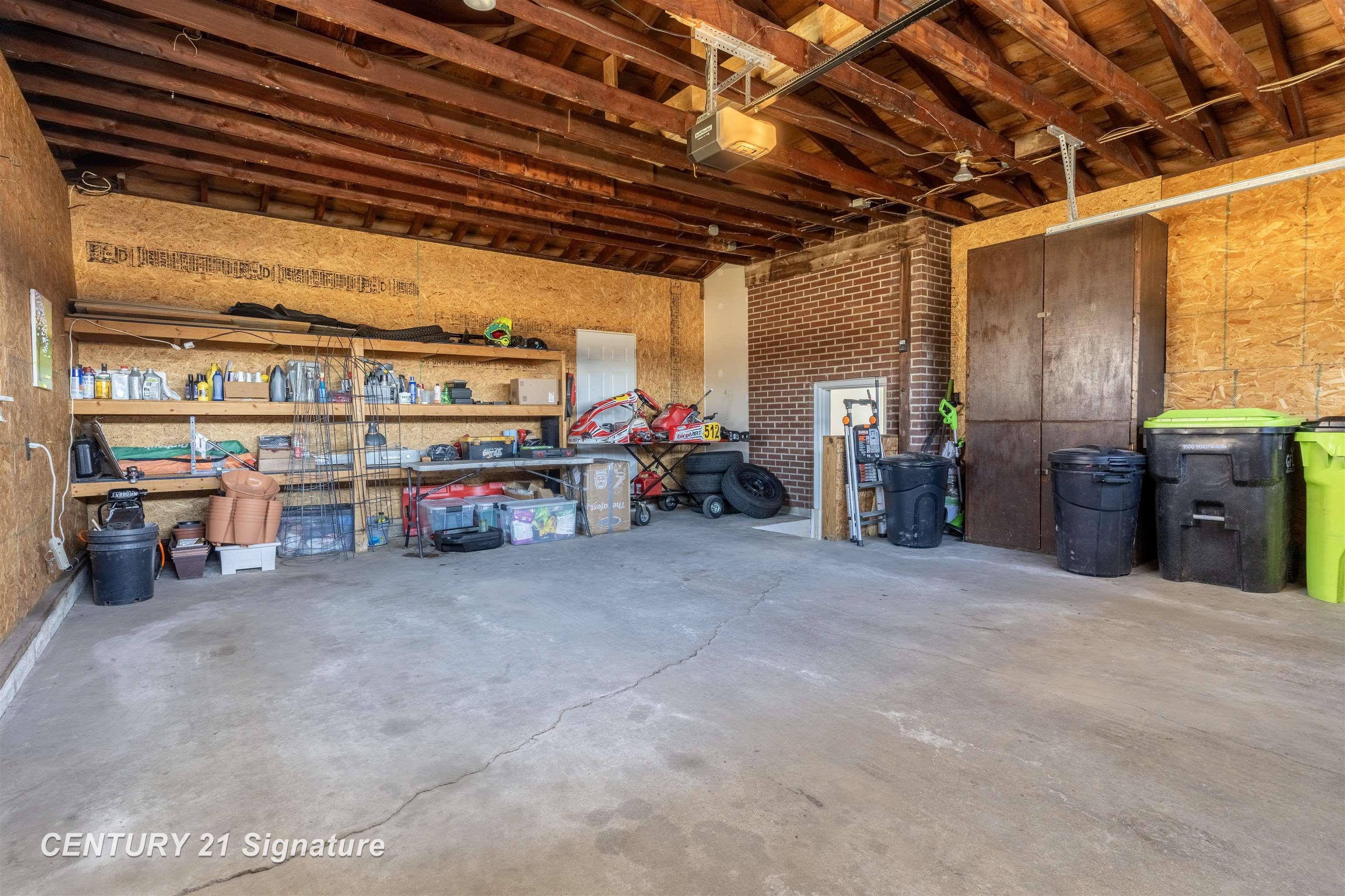 2251 E Stewart Road, Midland, MI, 48640