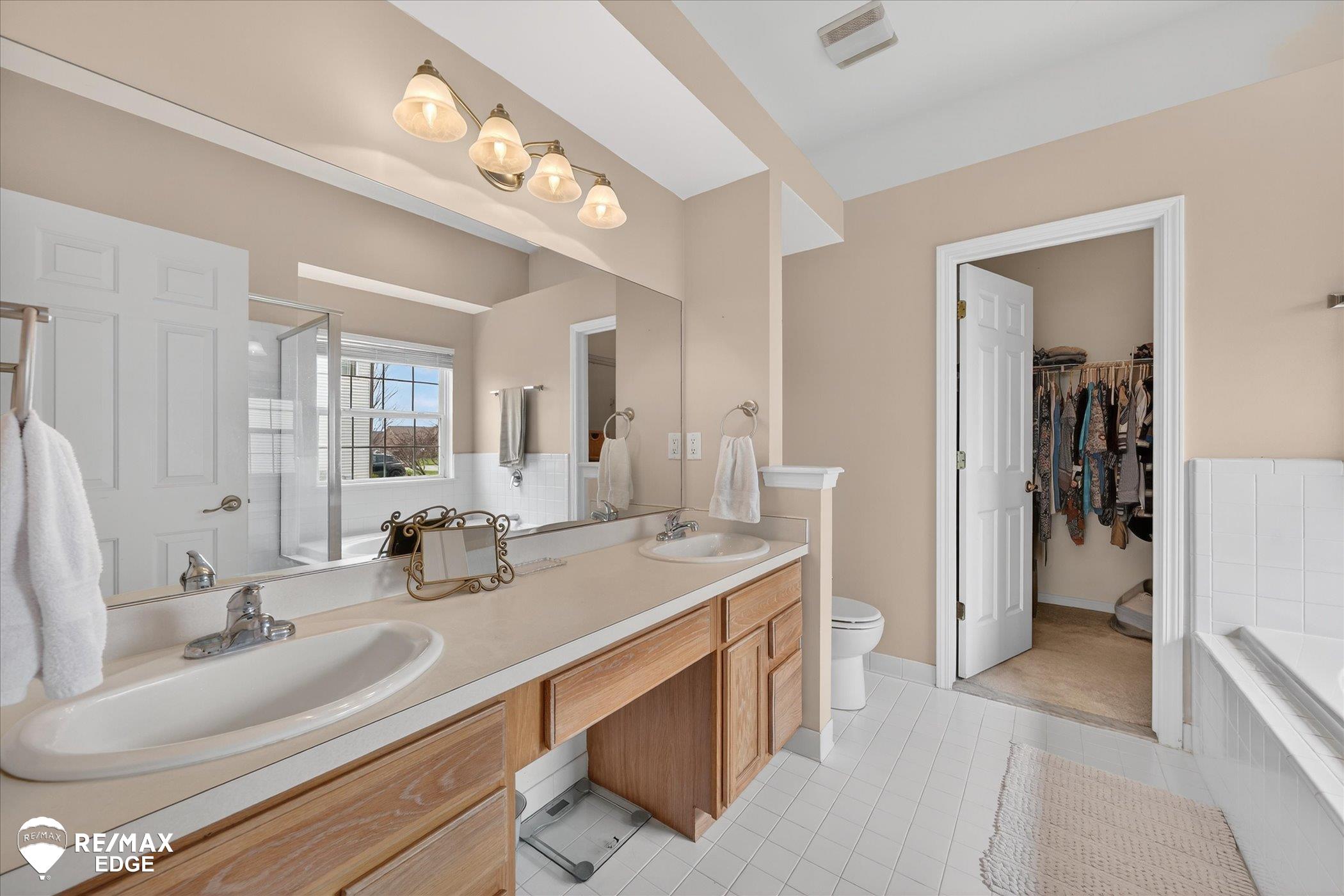 5459 Aspen Circle, Grand Blanc, MI, 48439