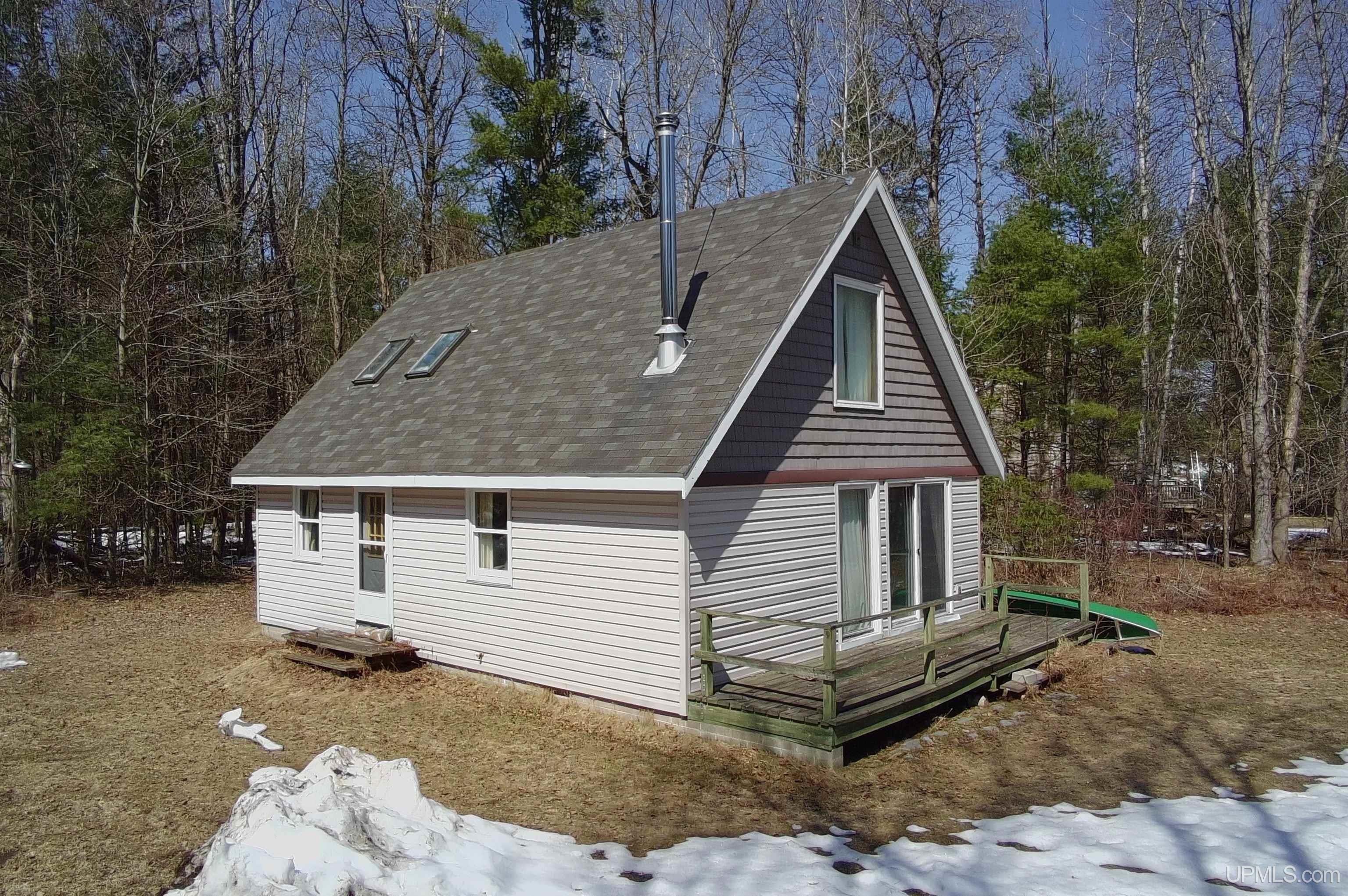 10517 Mary Ann Street, Zeeland, MI, 49464-1441