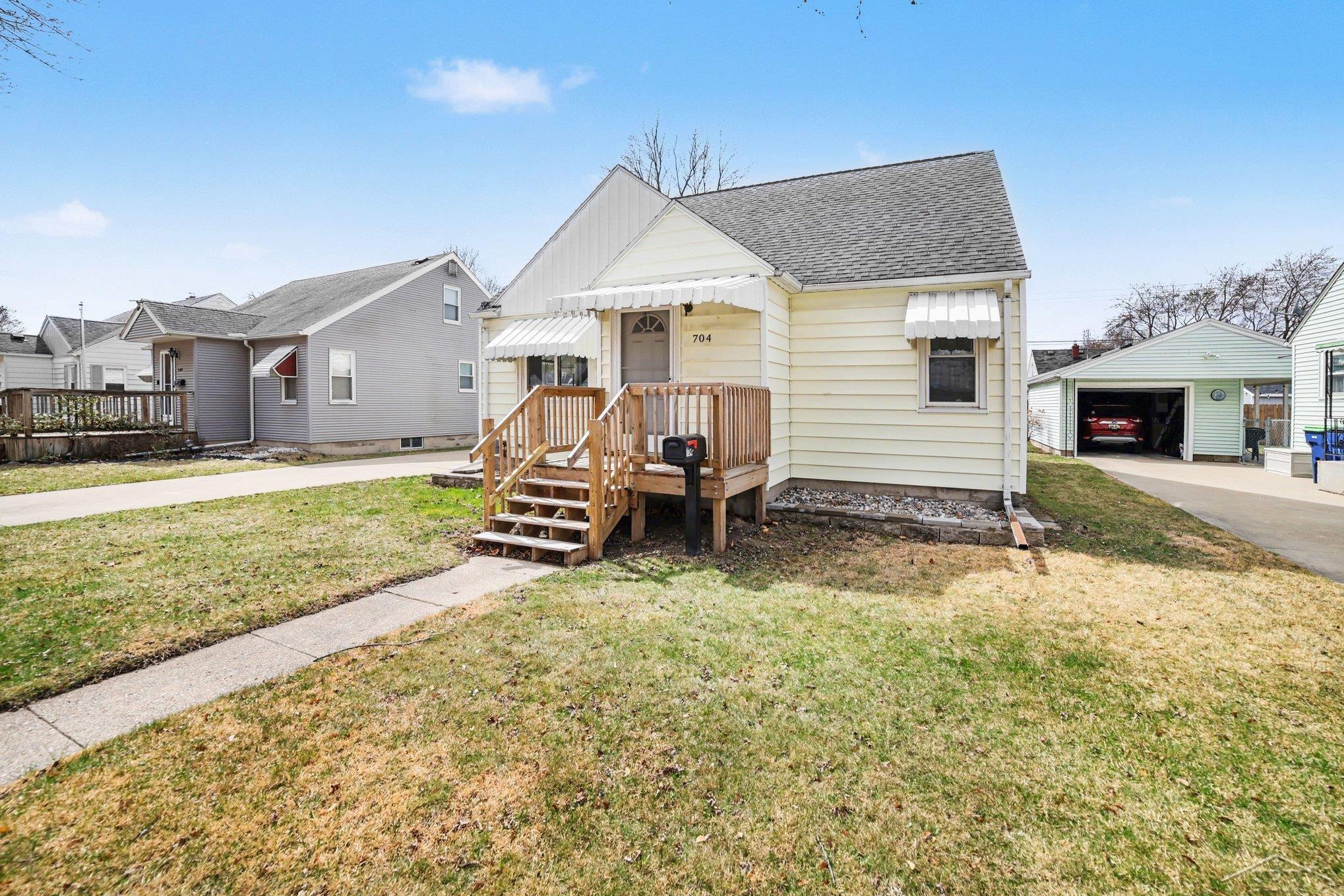 704 Marsac Street, Bay City, MI, 48708