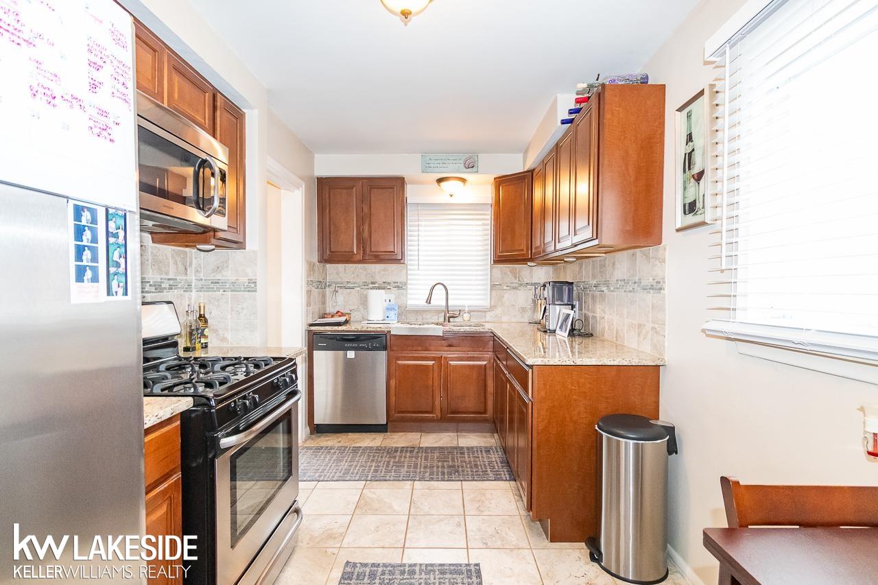 21606 Arrowhead Street, Saint Clair Shores, MI, 48082