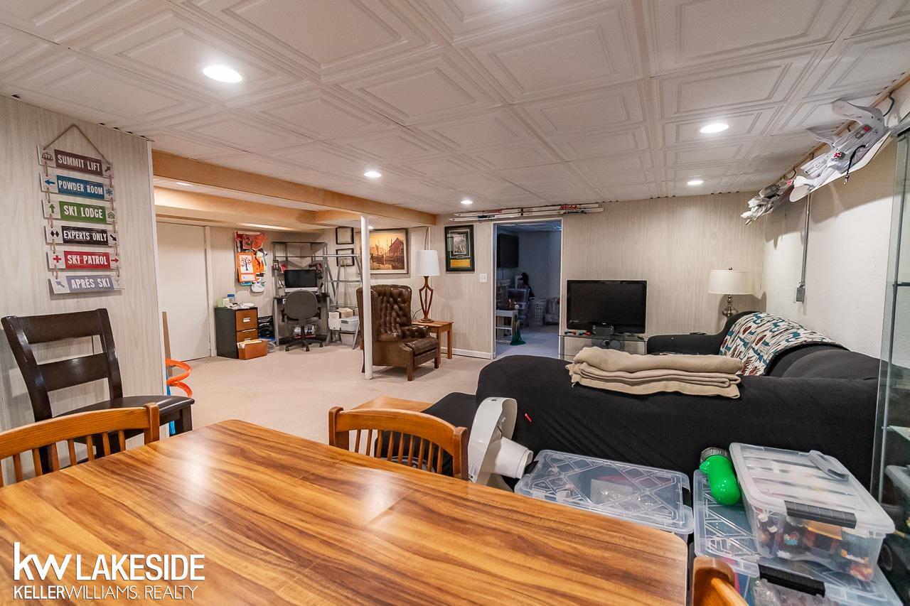 21606 Arrowhead Street, Saint Clair Shores, MI, 48082