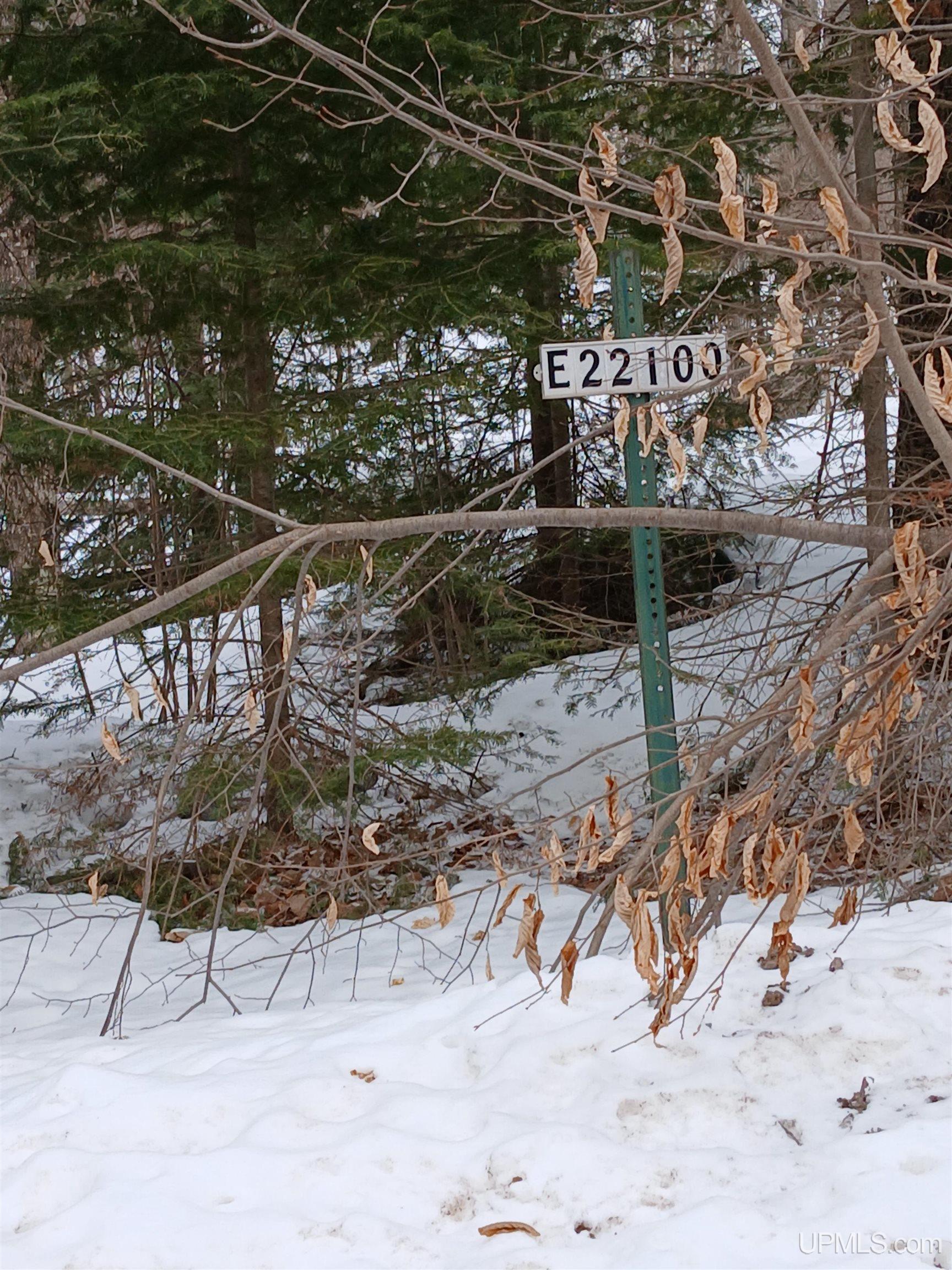 Lot 1 County Line Lake Crossroad, Watersmeet, MI, 49969