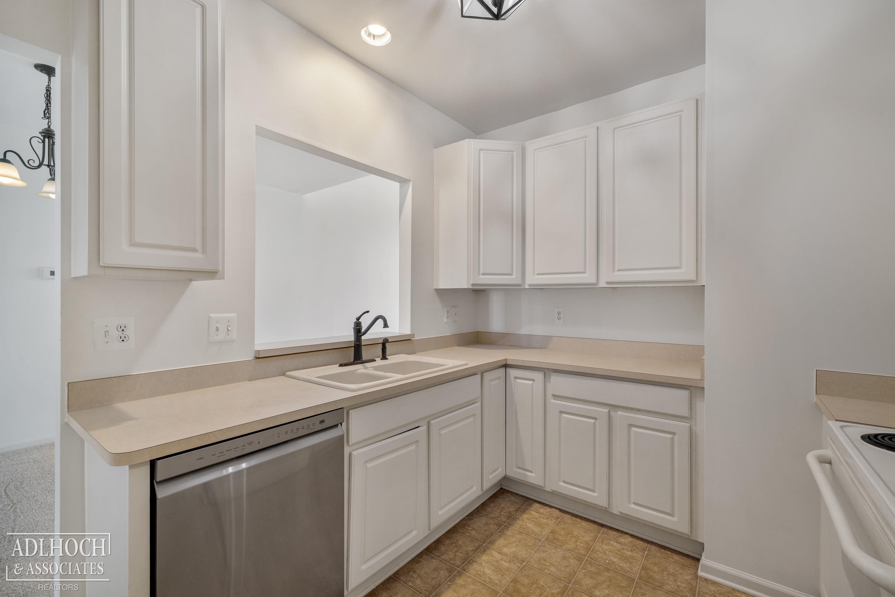 25729 Maritime South Circle, Harrison Twp, MI, 48045