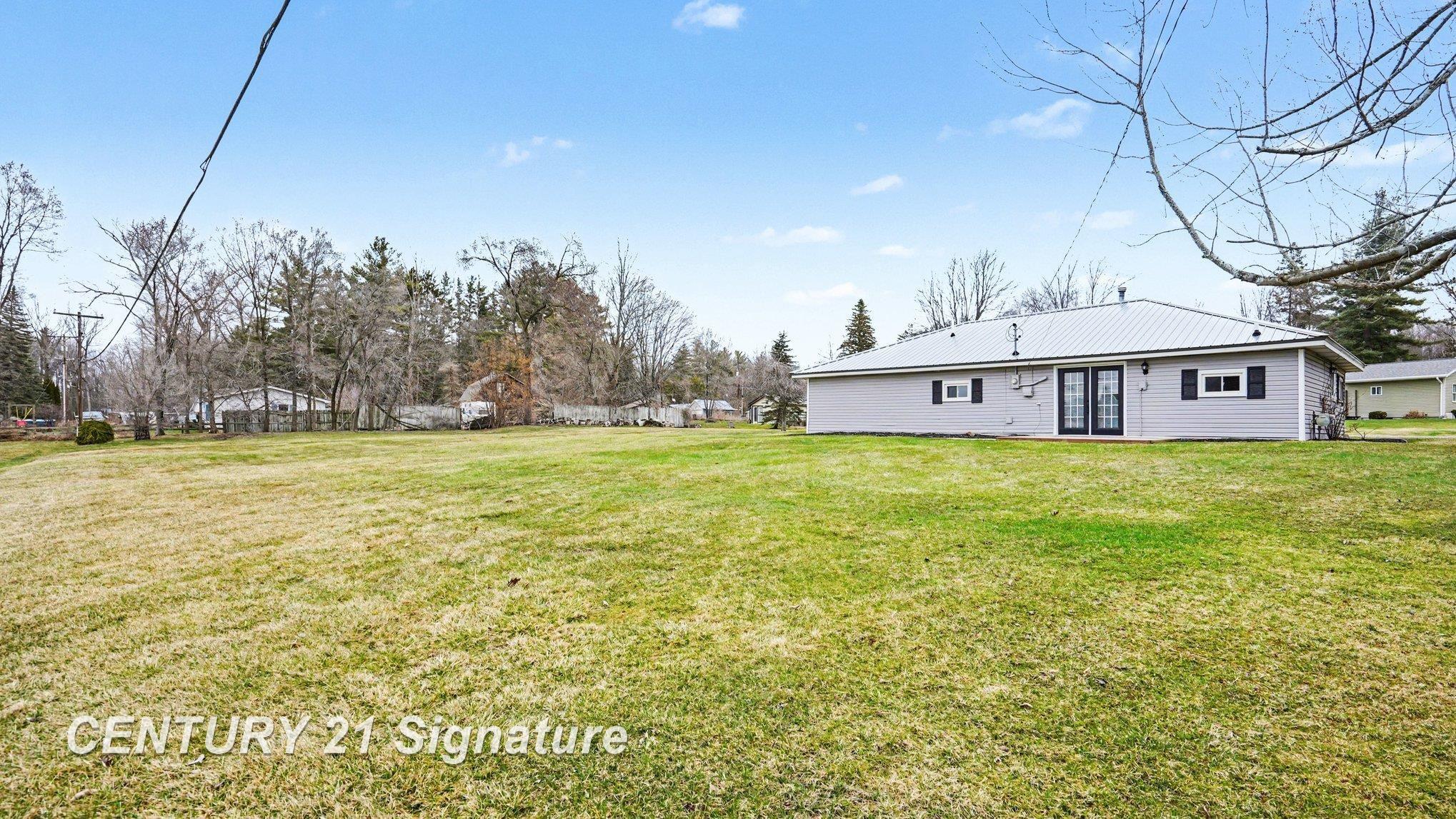 474 W Taylor Drive, Sanford, MI, 48657