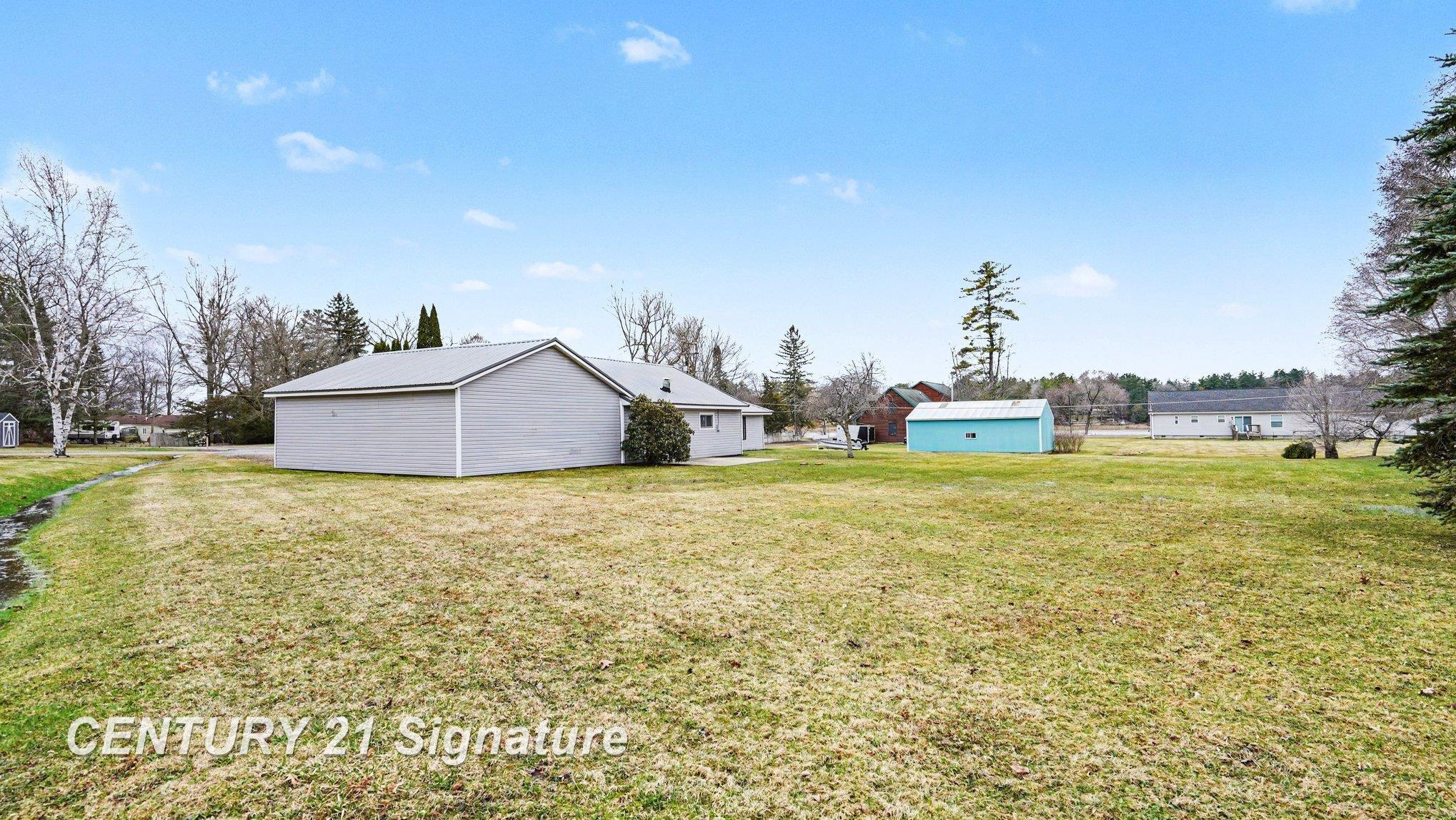 474 W Taylor Drive, Sanford, MI, 48657