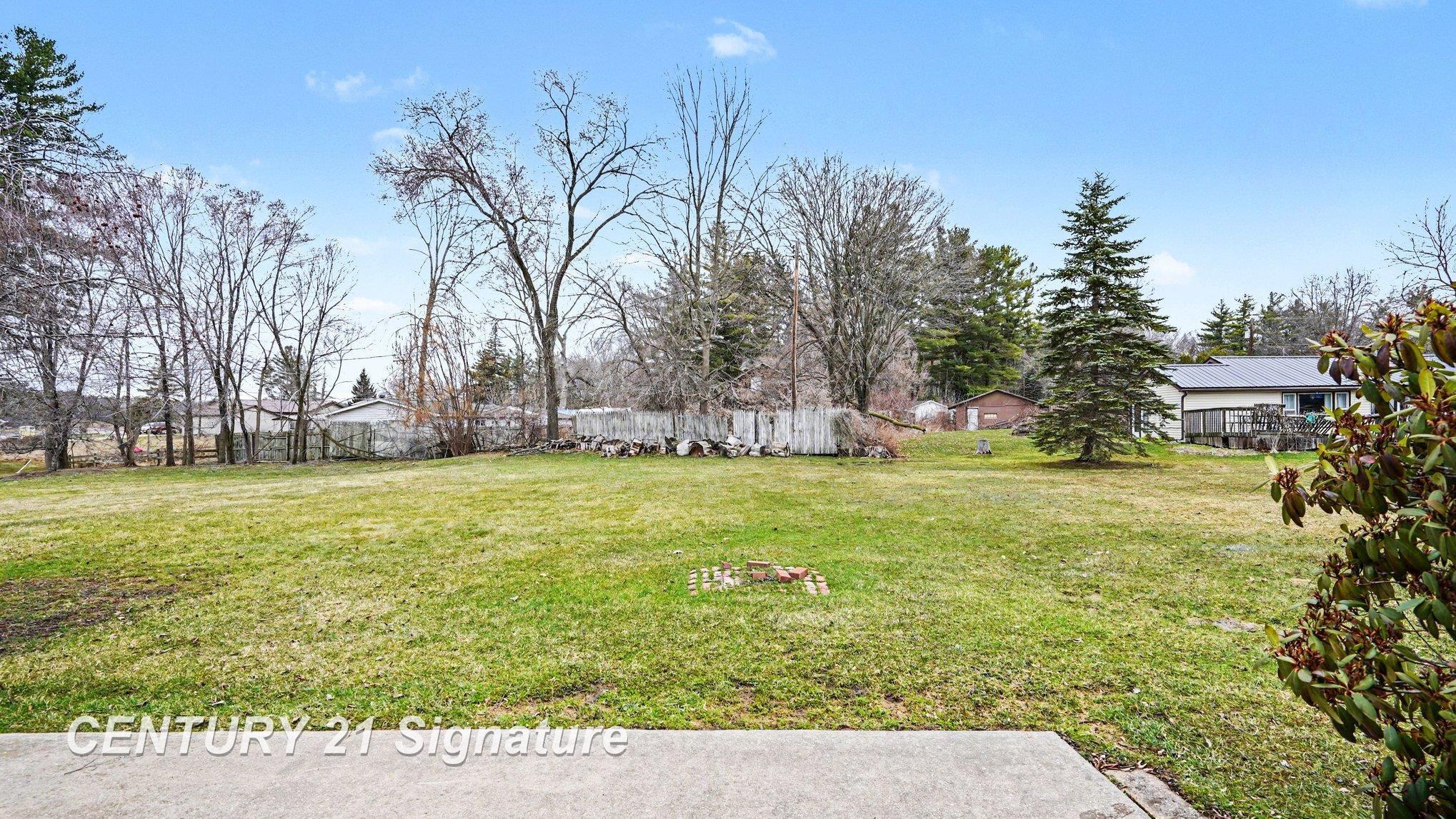 474 W Taylor Drive, Sanford, MI, 48657