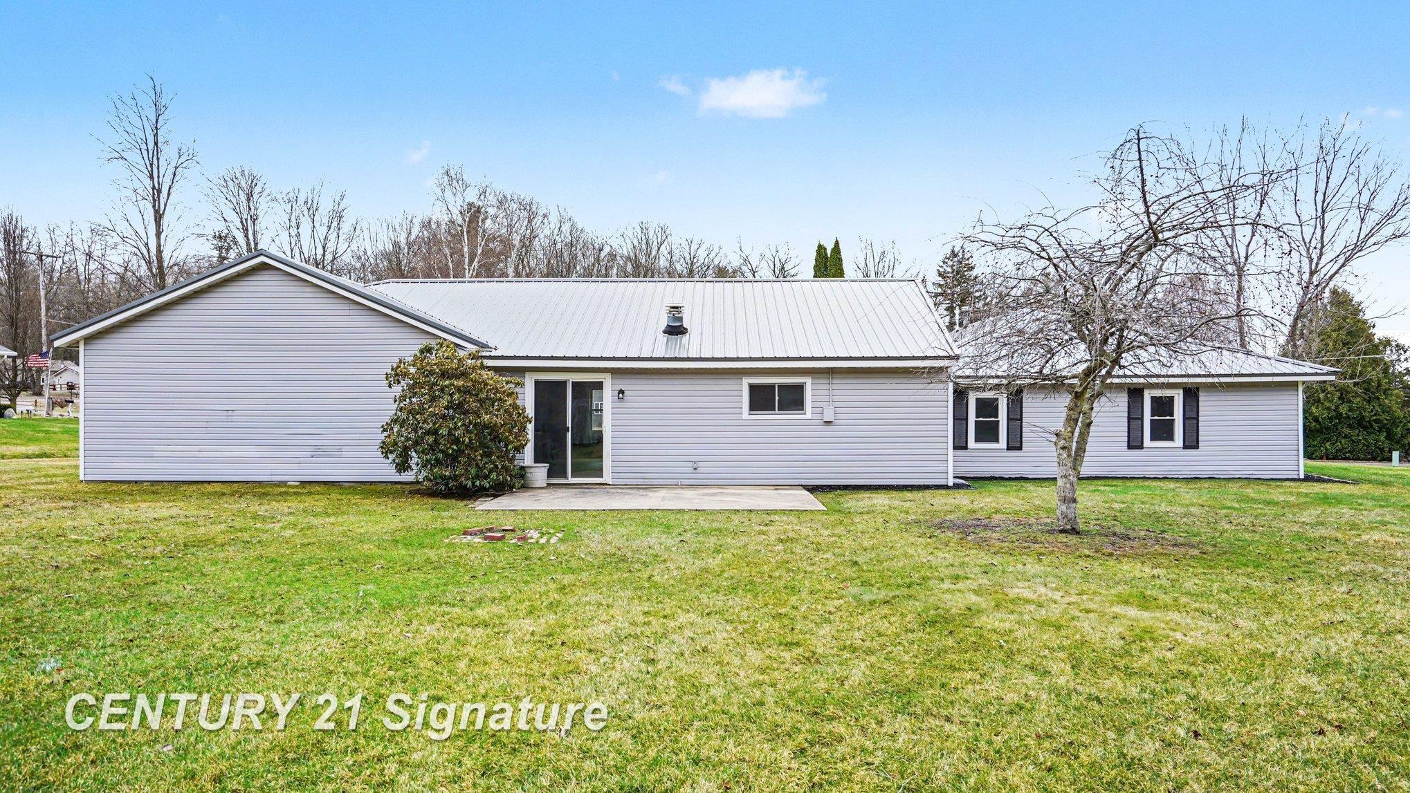 474 W Taylor Drive, Sanford, MI, 48657