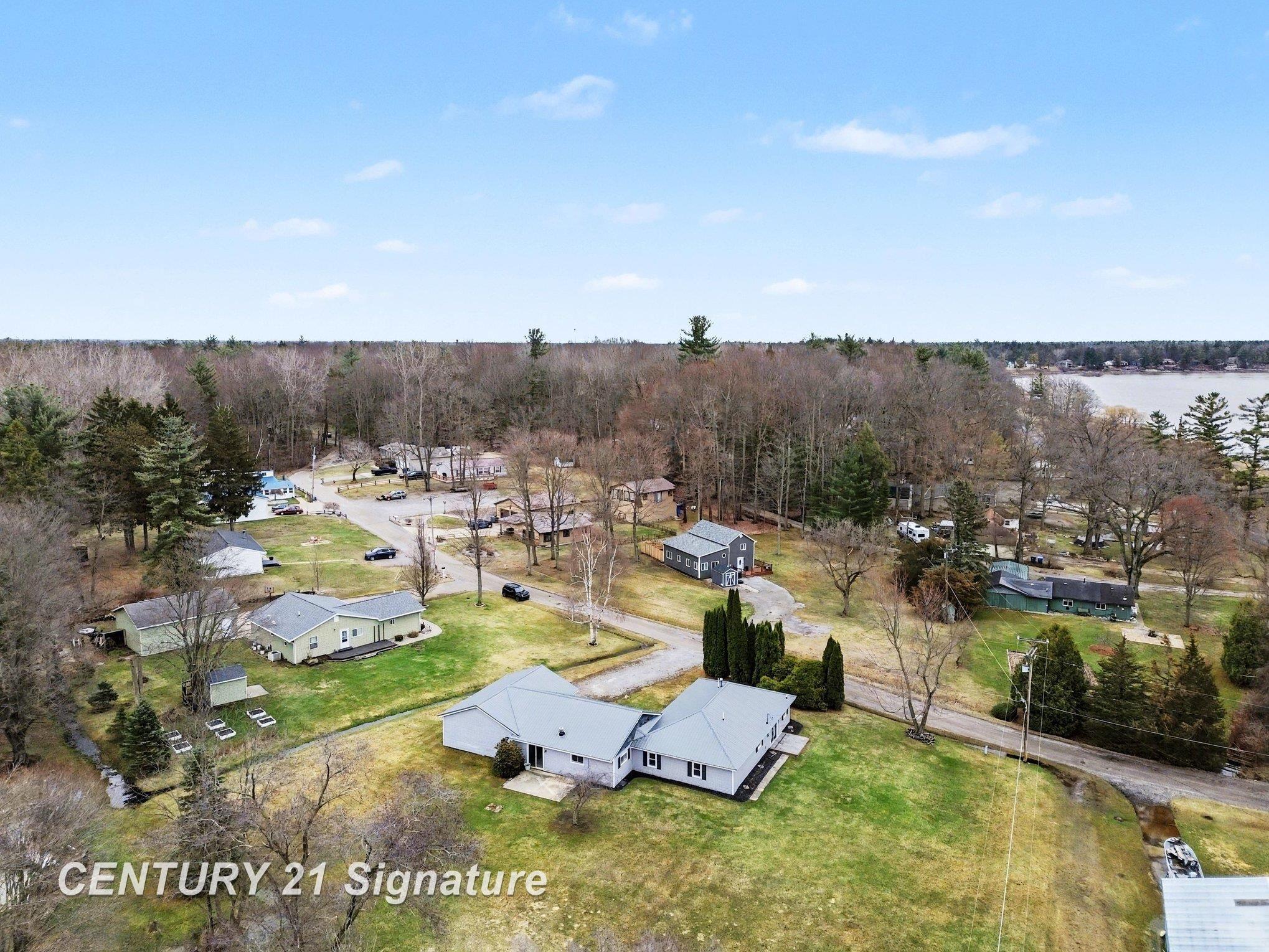 474 W Taylor Drive, Sanford, MI, 48657