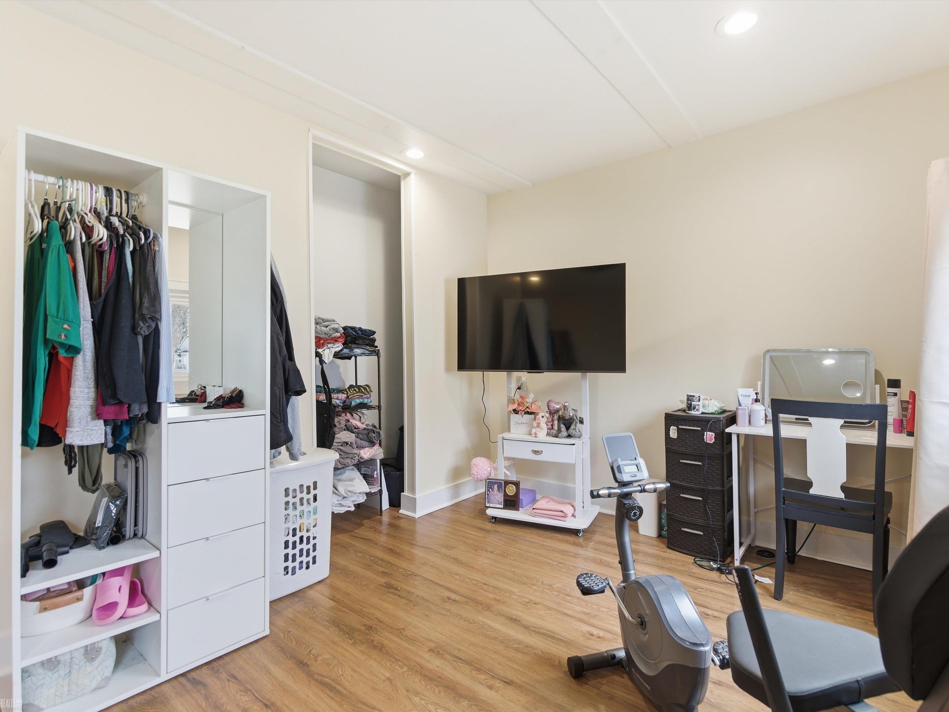 22721 Masonic Boulevard, Saint Clair Shores, MI, 48082