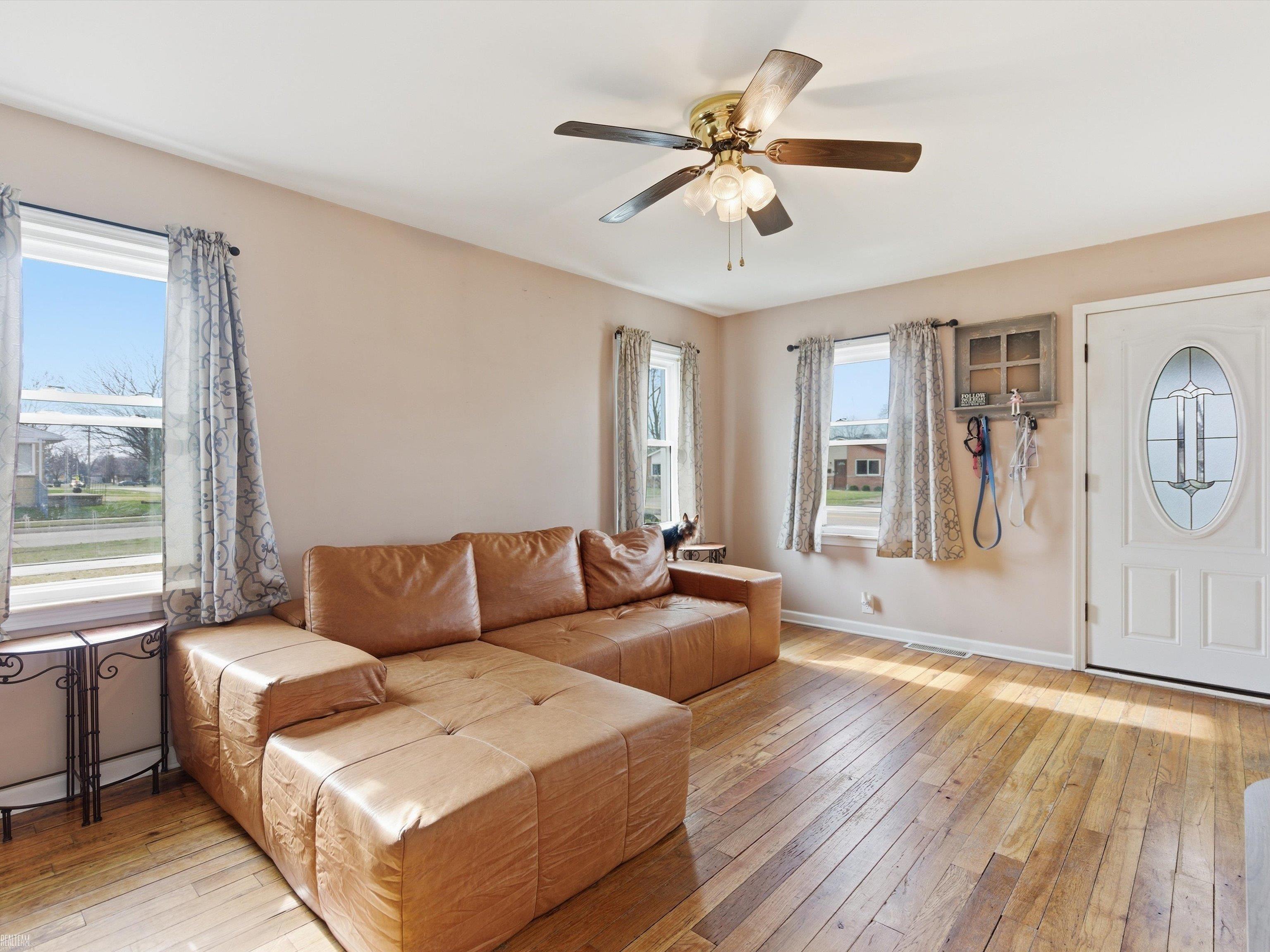 22721 Masonic Boulevard, Saint Clair Shores, MI, 48082