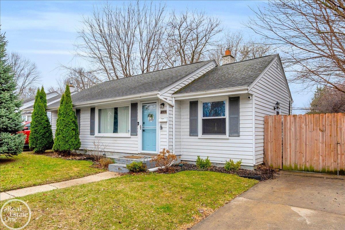 313 W G Avenue, Kalamazoo, MI, 49004-3002