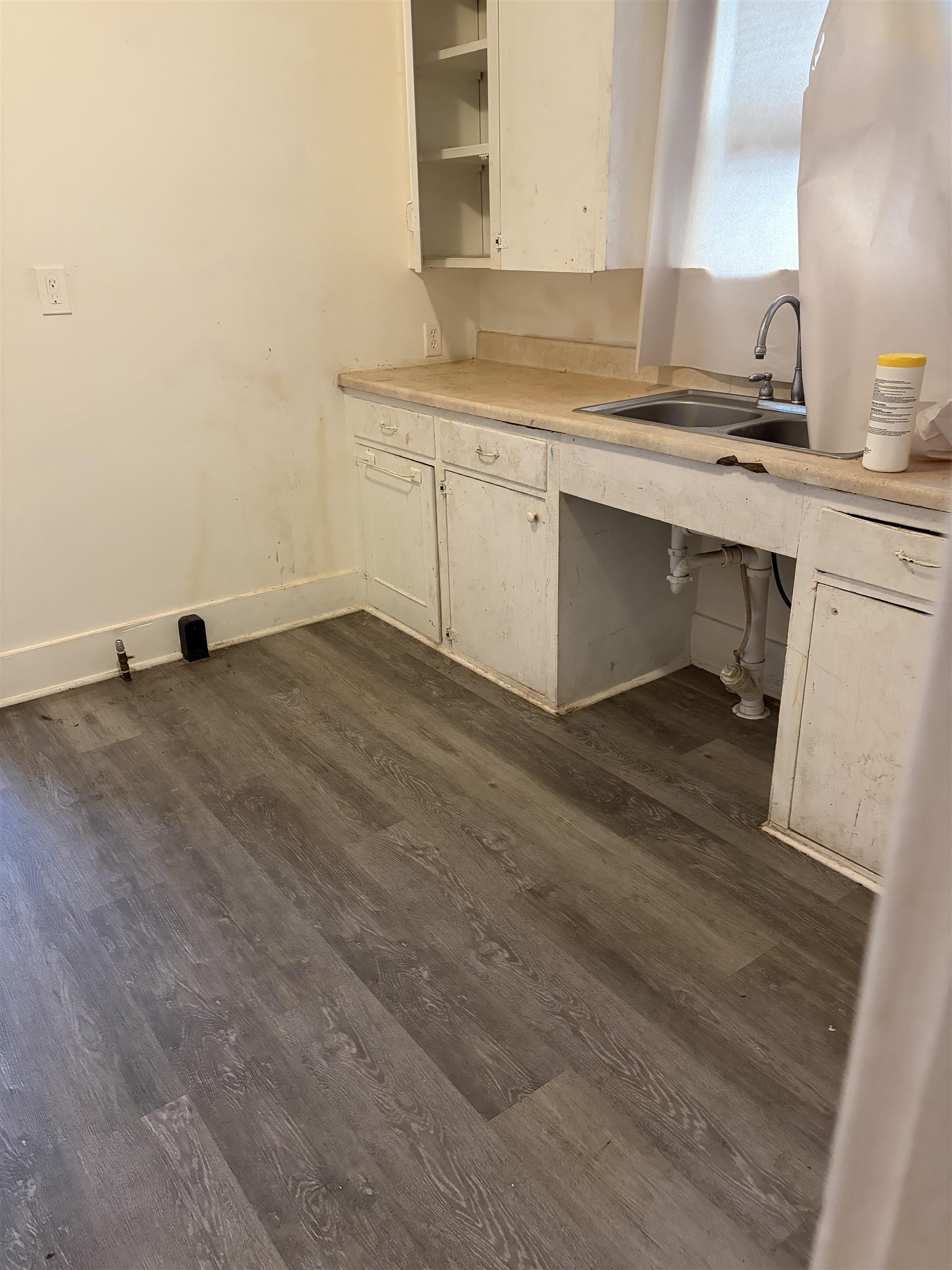 1115 Porter Street, Lansing, MI, 48906-5422