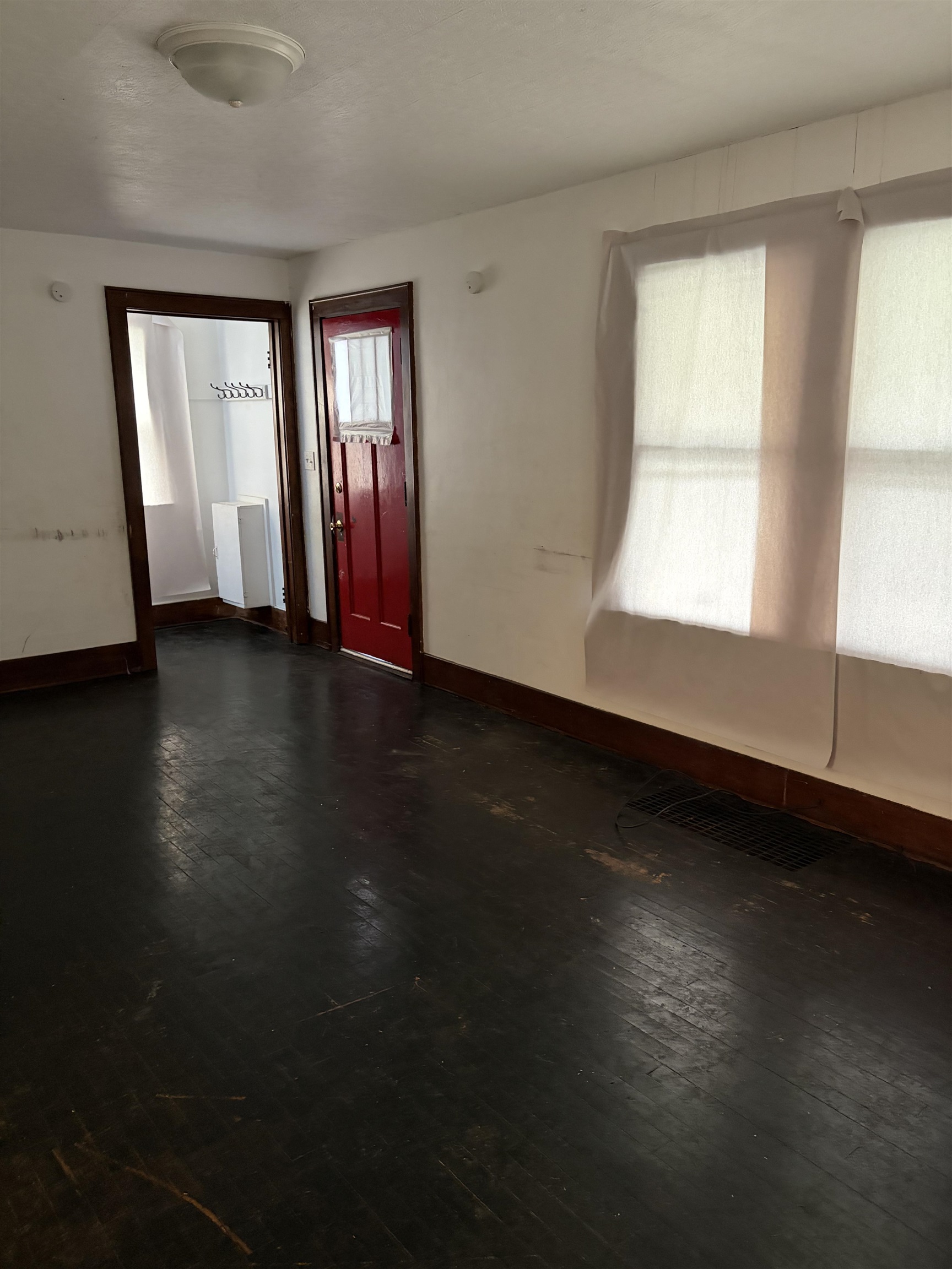 1115 Porter Street, Lansing, MI, 48906-5422