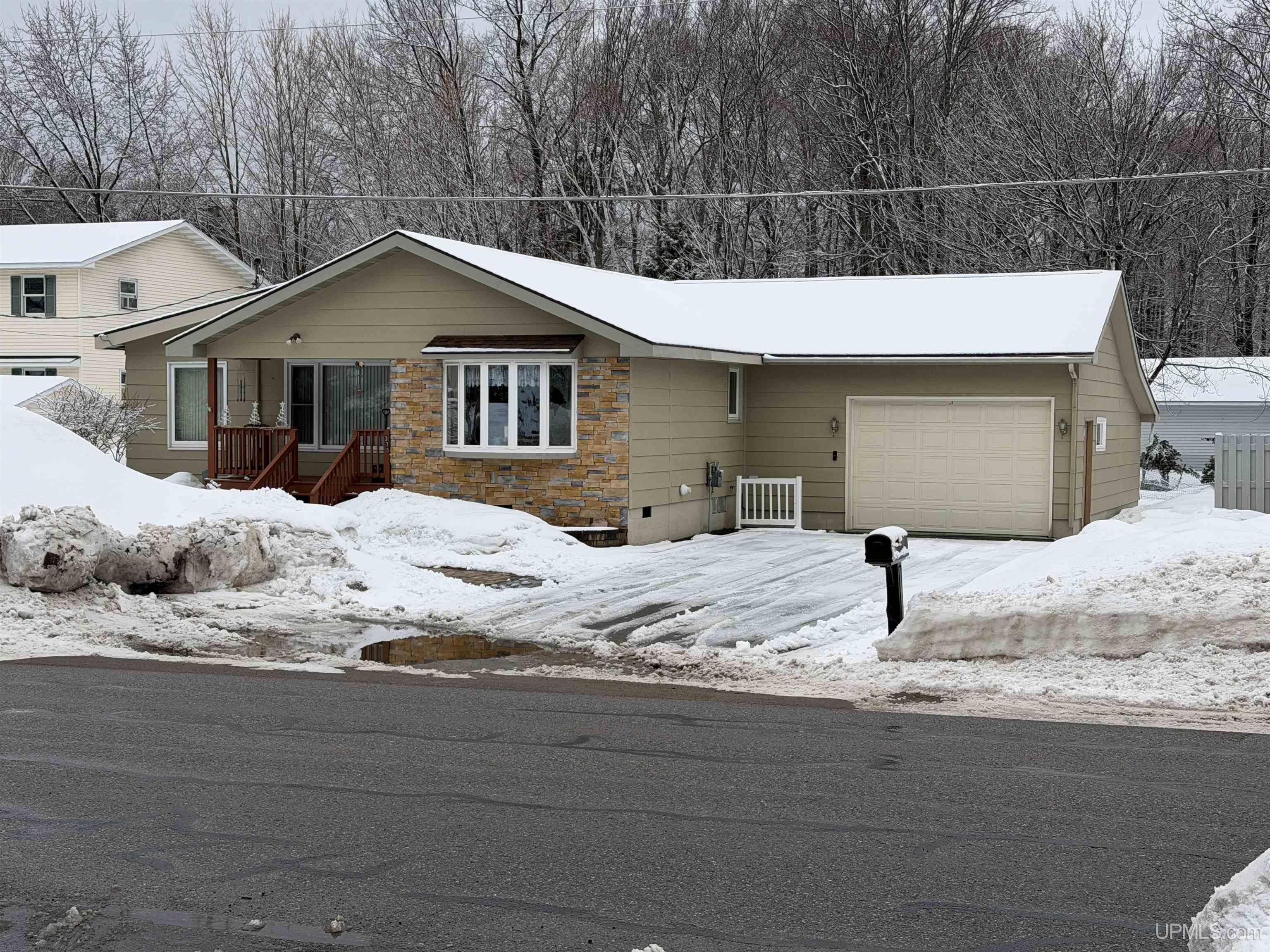 375 Meeske Avenue, Marquette MI 49855, 50203380