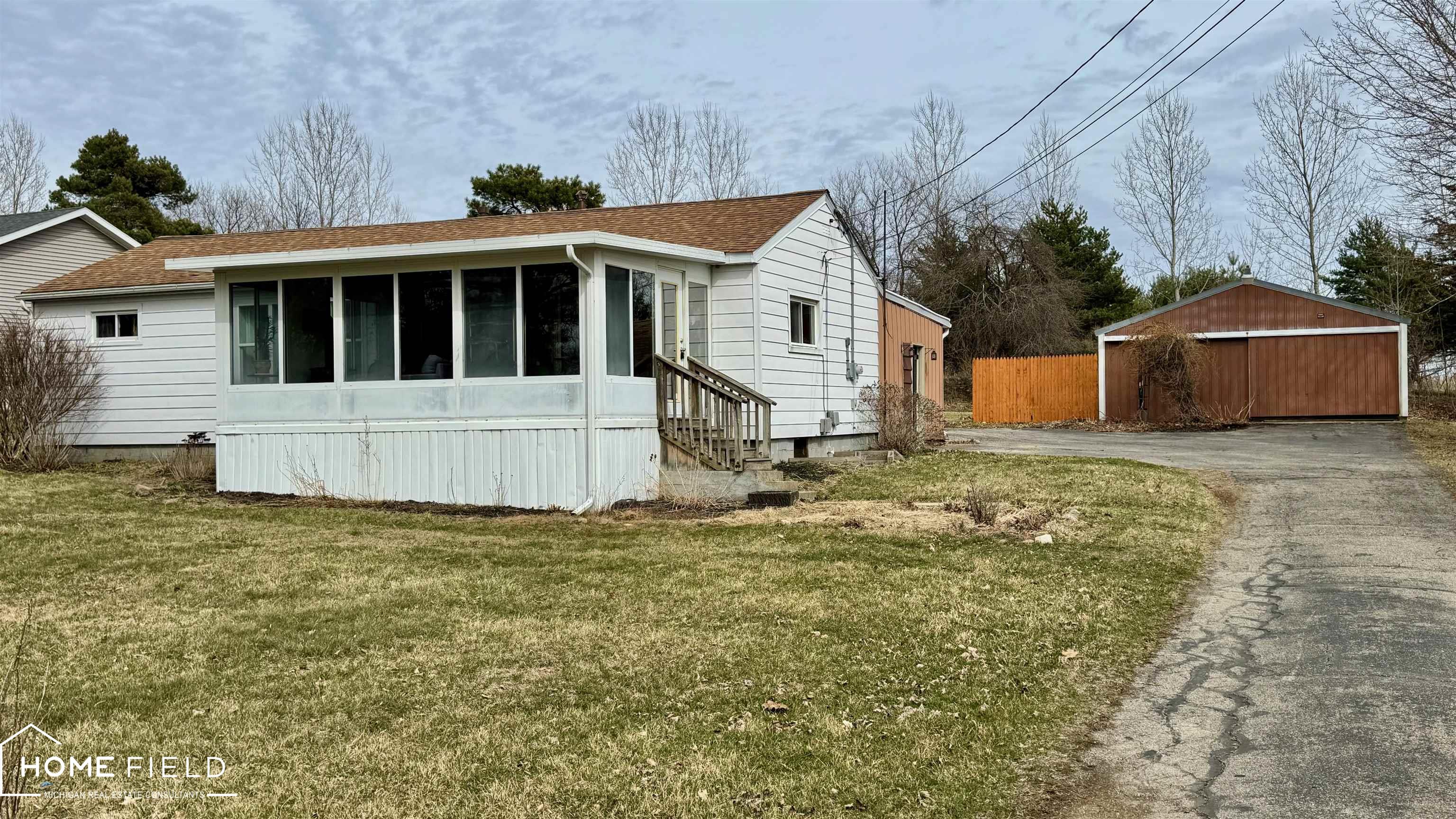 1395 Aiken Road, Owosso, MI, 48867