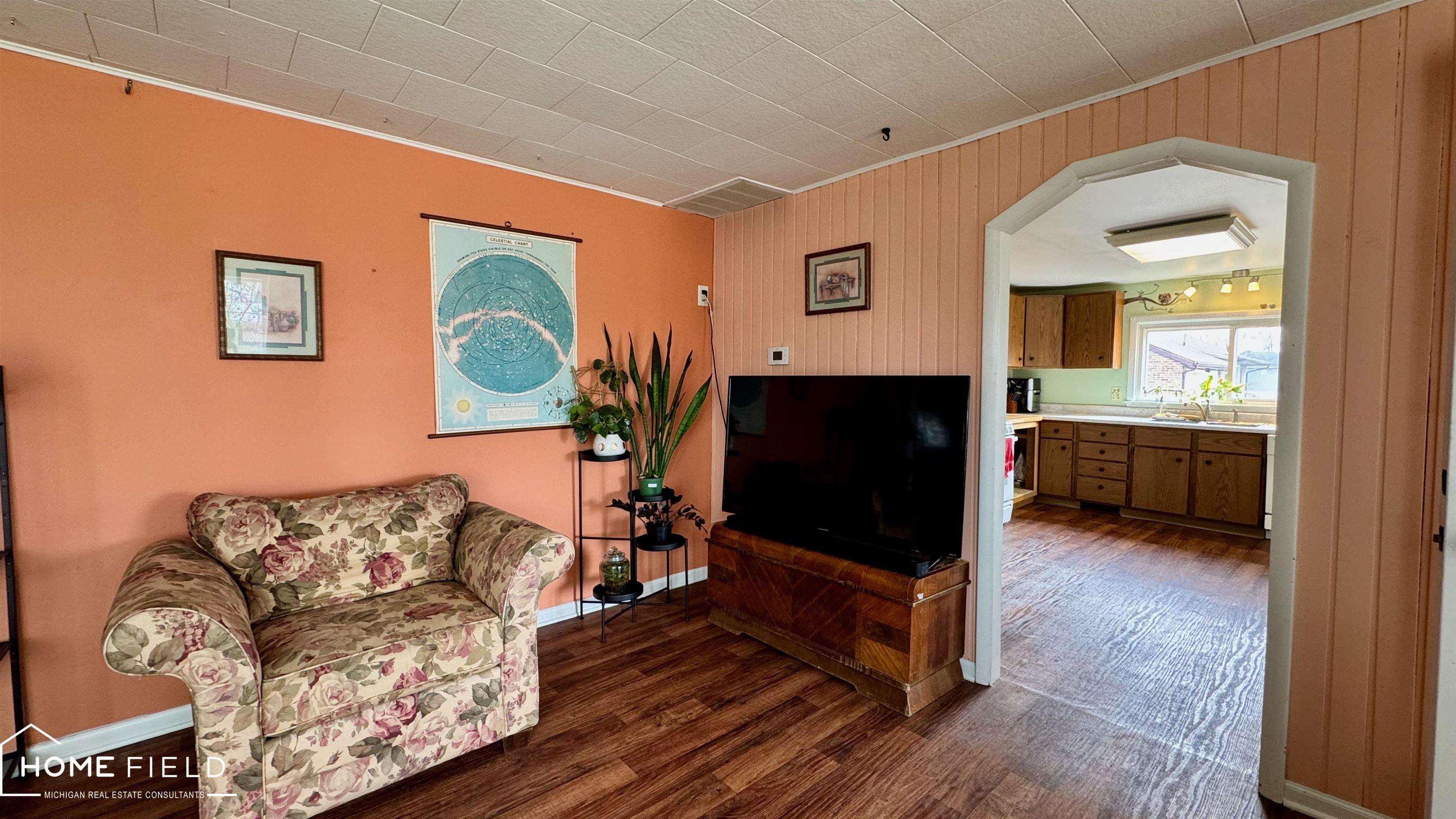 1395 Aiken Road, Owosso, MI, 48867