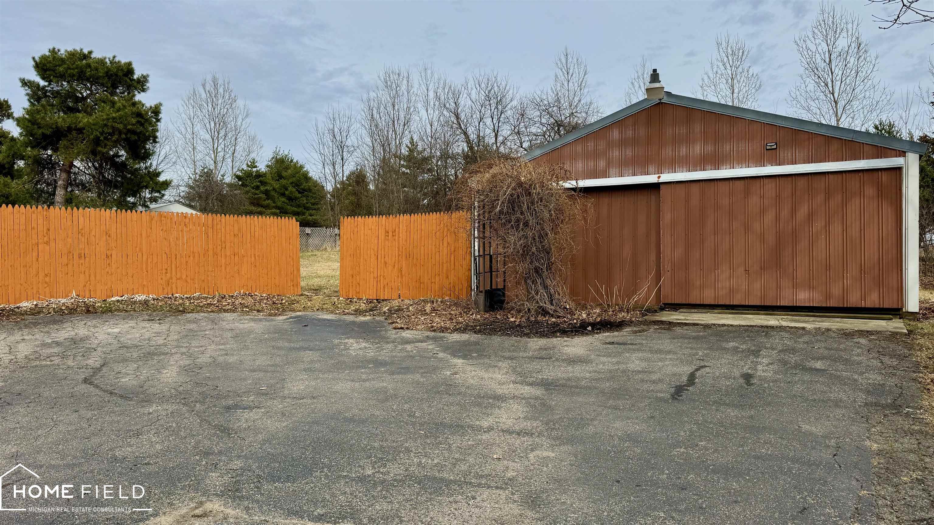 1395 Aiken Road, Owosso, MI, 48867