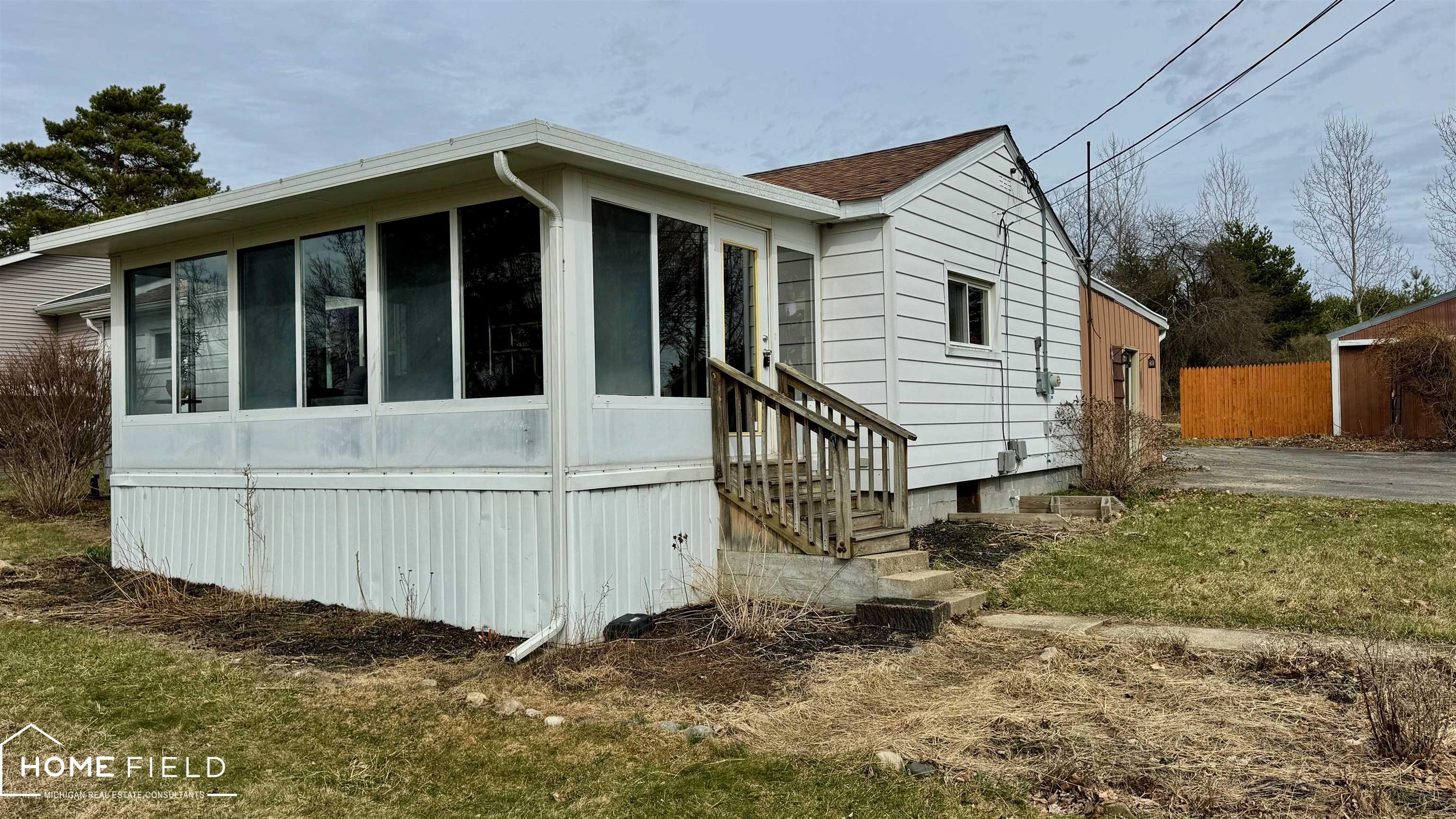 1395 Aiken Road, Owosso, MI, 48867