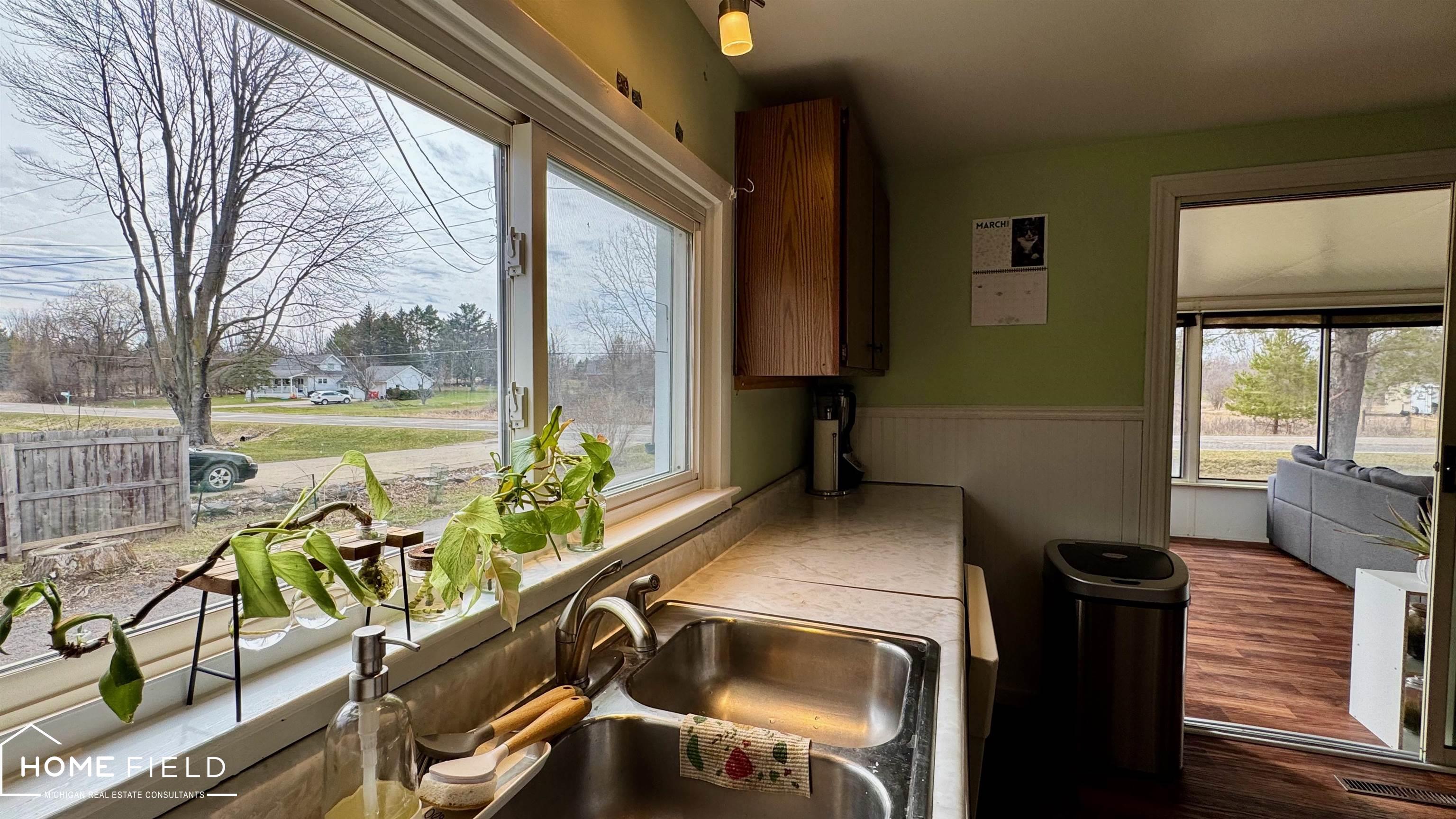 1395 Aiken Road, Owosso, MI, 48867