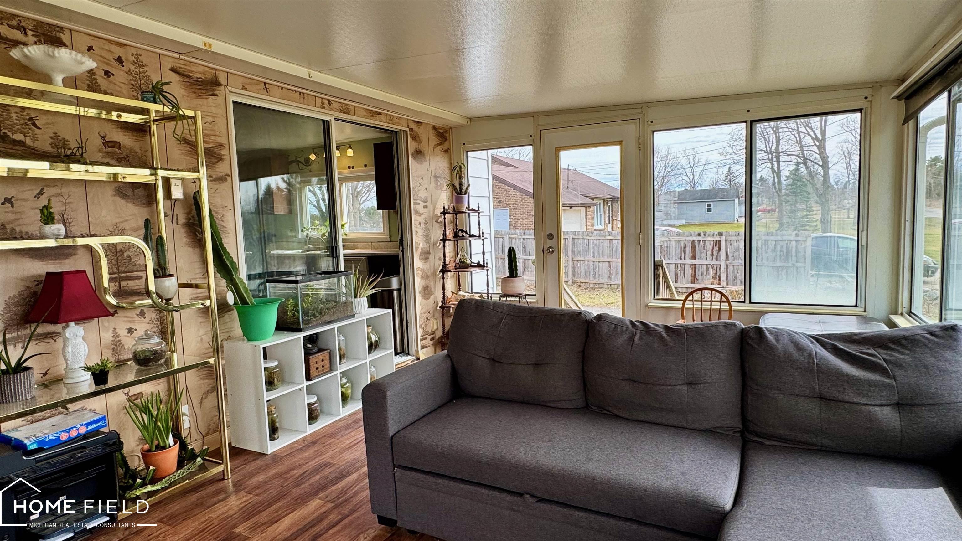 1395 Aiken Road, Owosso, MI, 48867