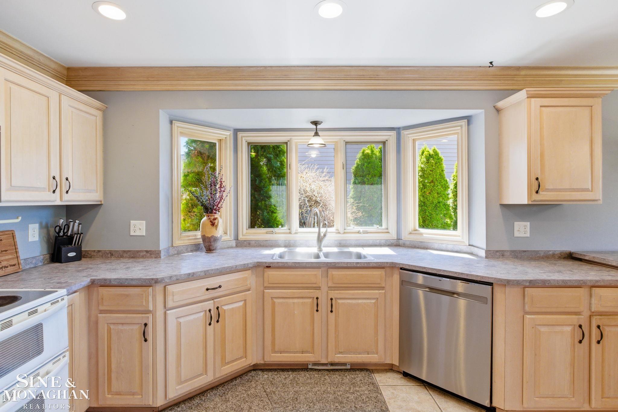 54309 Jack Drive, Macomb, MI, 48042