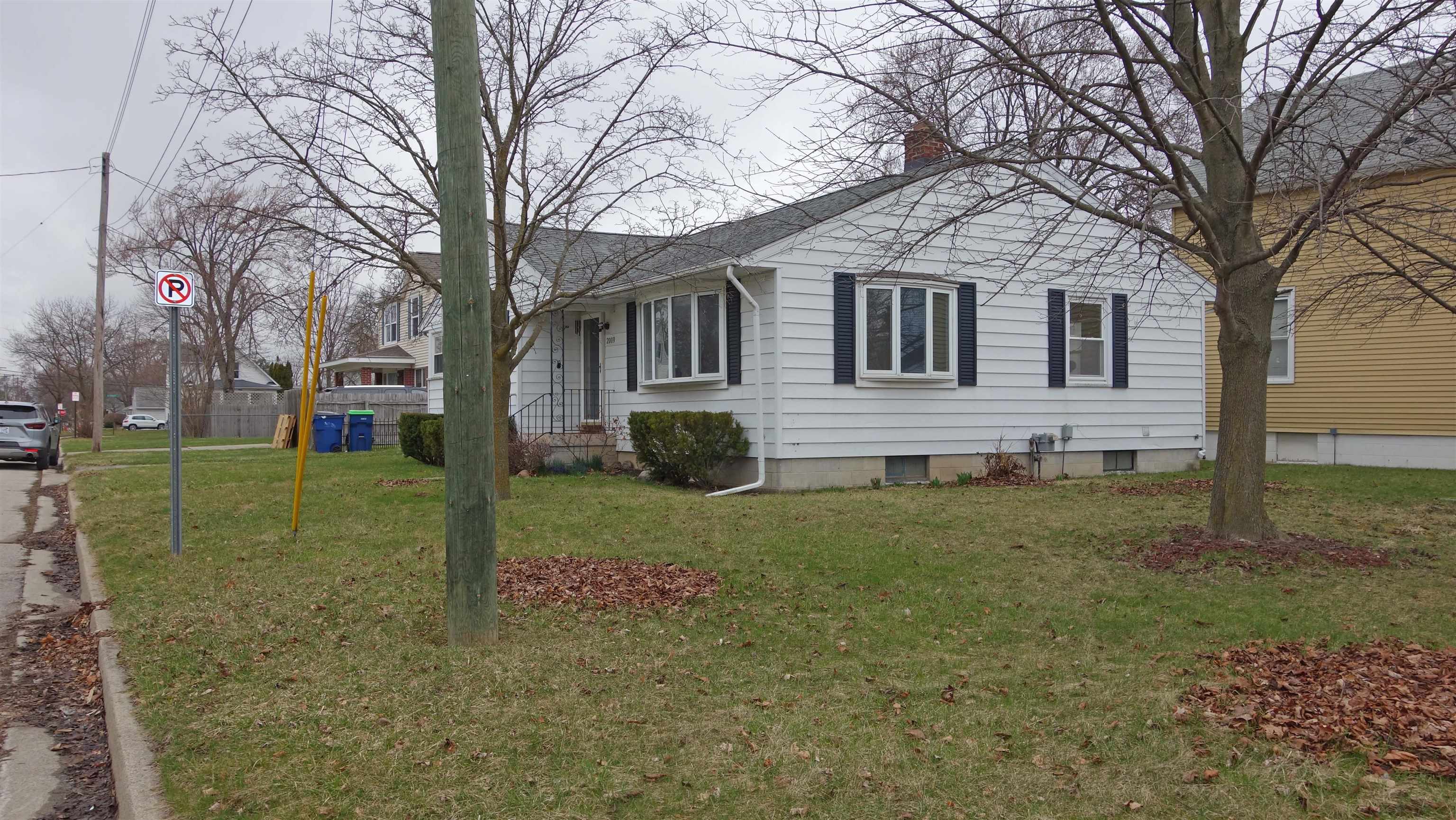 Photo 2 of Single family home for sale at 2009 16th Street, Bay City, MI 48708 | MLS# 5050203409 | Listing updated on 2026-09-15