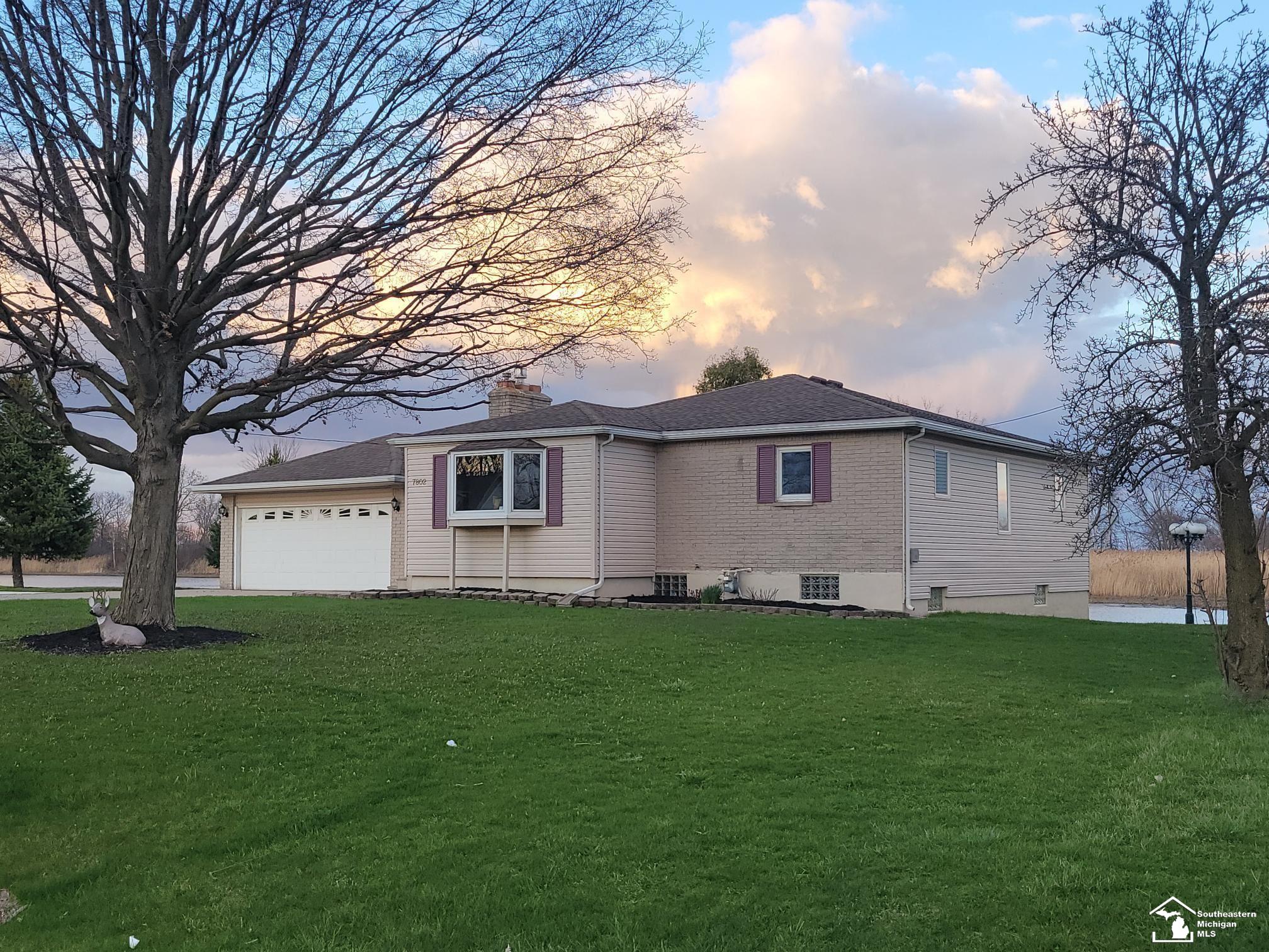 6337 Richalle Street, Brighton, MI, 48116 2158