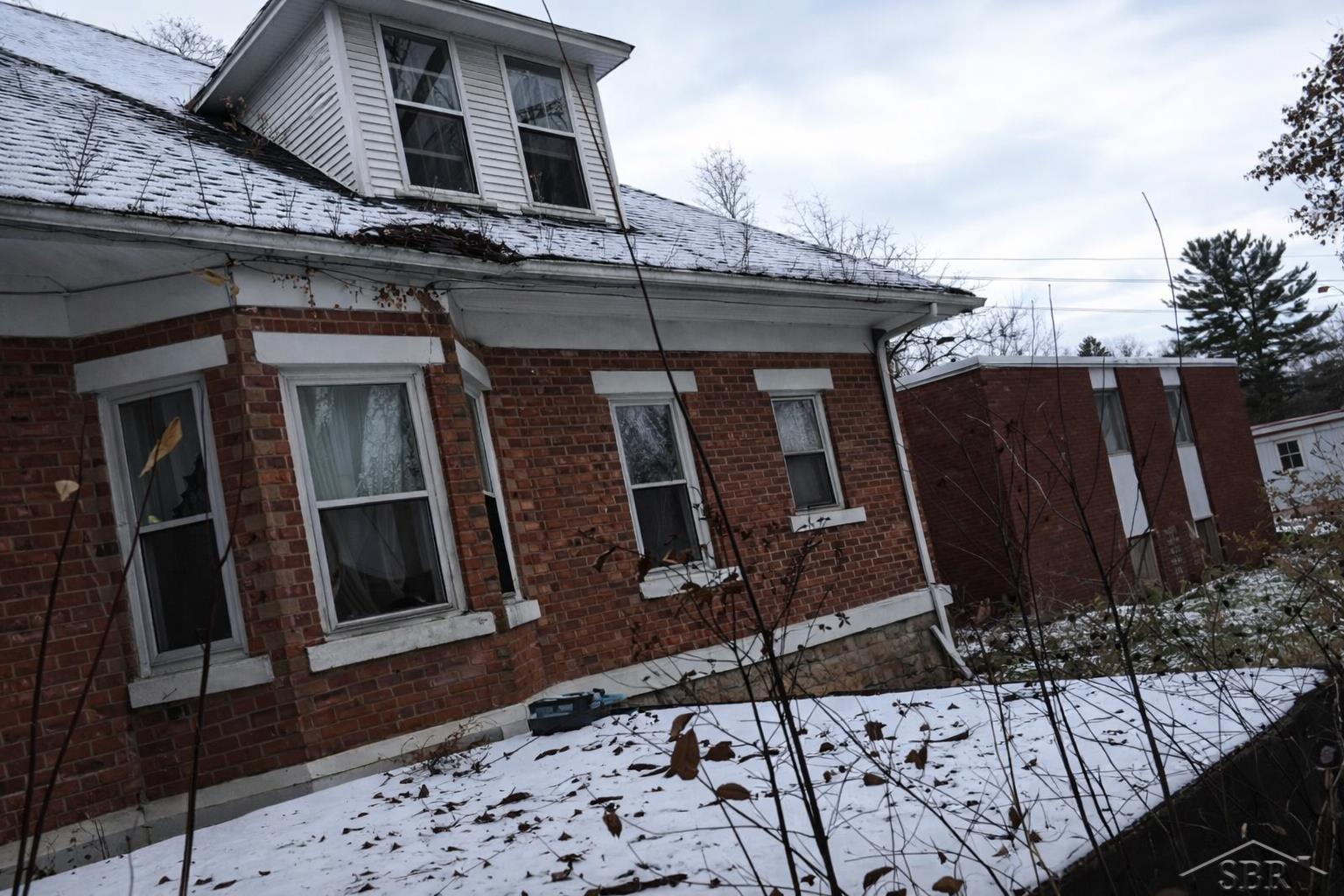 120 S Greenwood Street, Sterling, MI, 48659