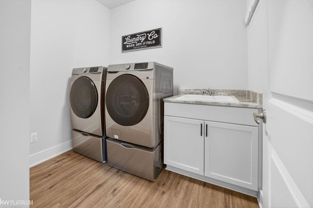 51624 Creek View Drive, Chesterfield, MI, 48051